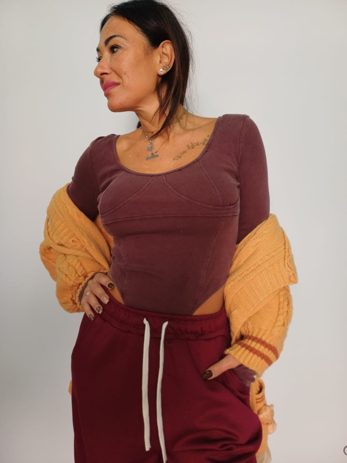 Body donna a maniche lunghe sagomato