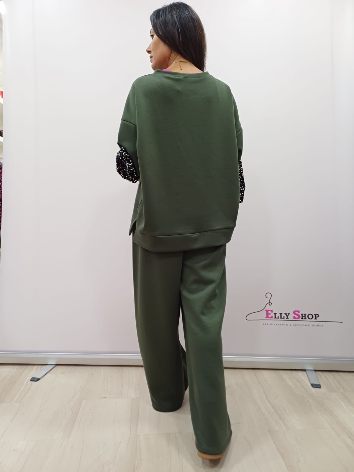 Completo curvy donna con maniche in paillettes