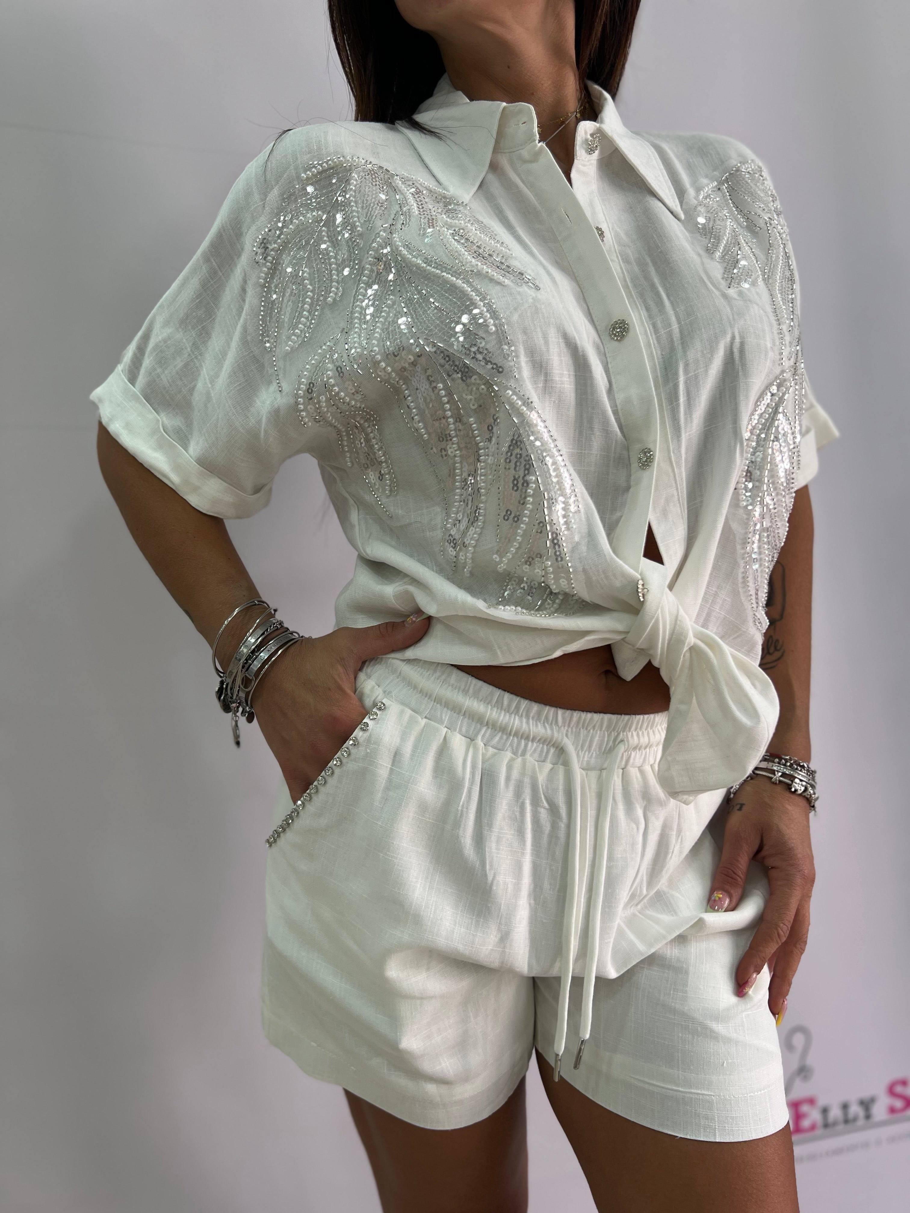 Completo donna in lino camicia con piume in paillettes e shorts – nero, taglia unica L/XL
