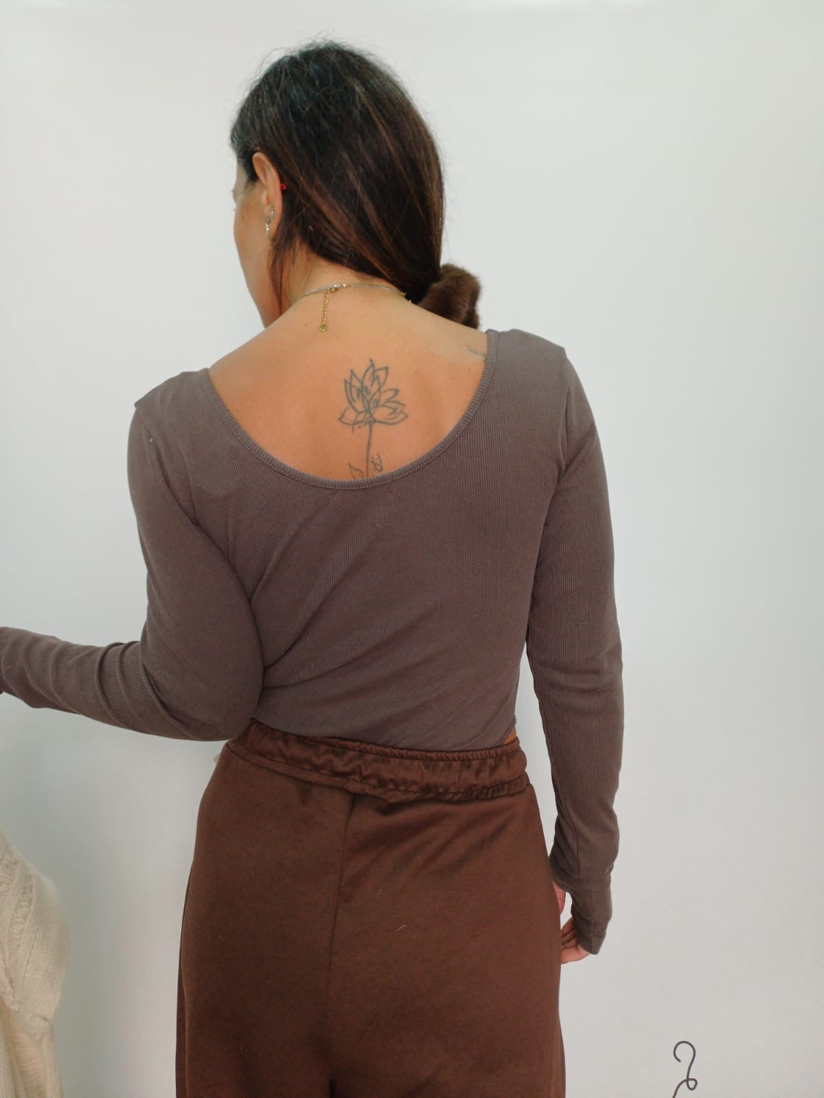 Body donna a maniche lunghe sagomato