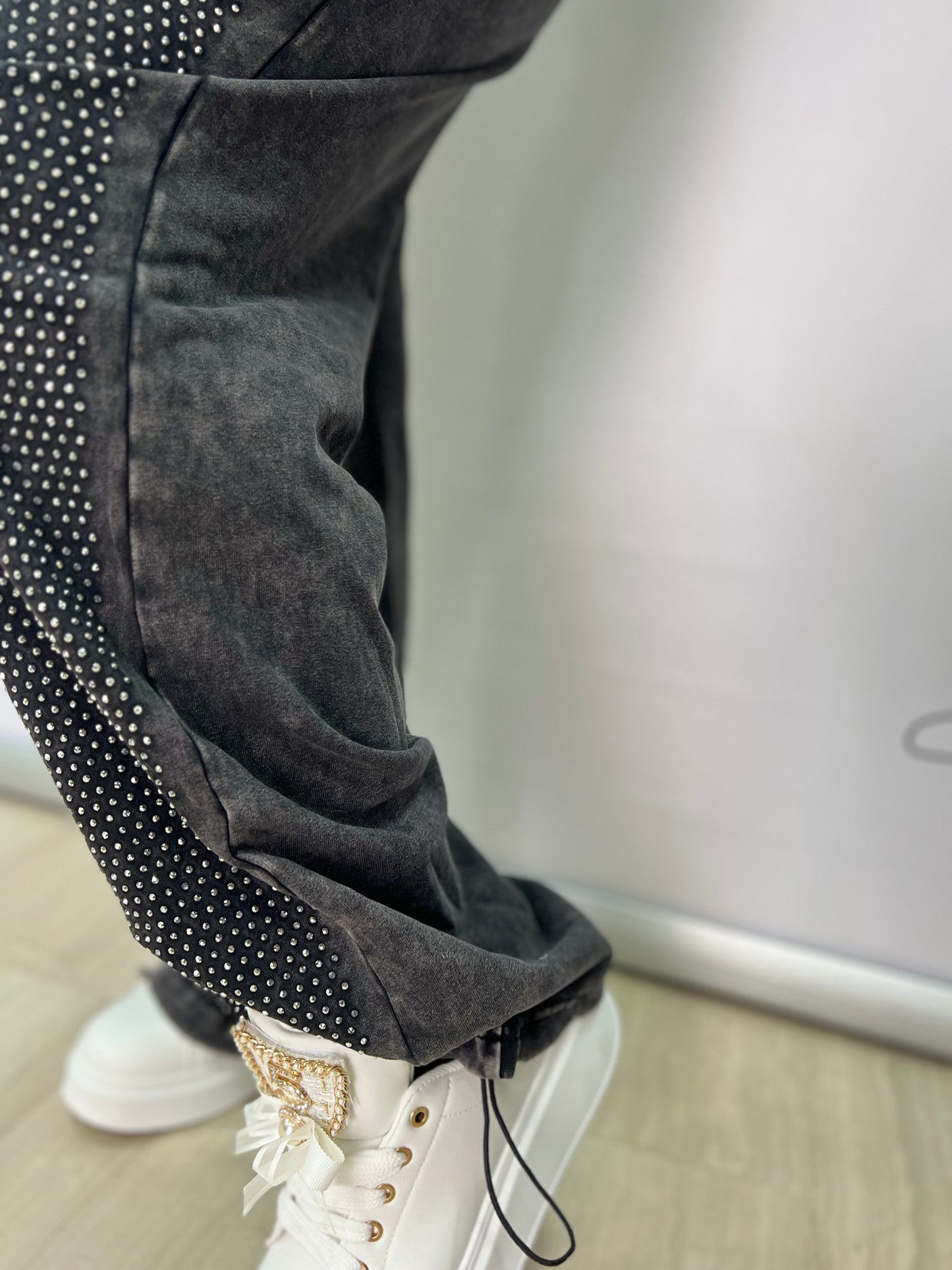Completo tuta in jeans e brillantini