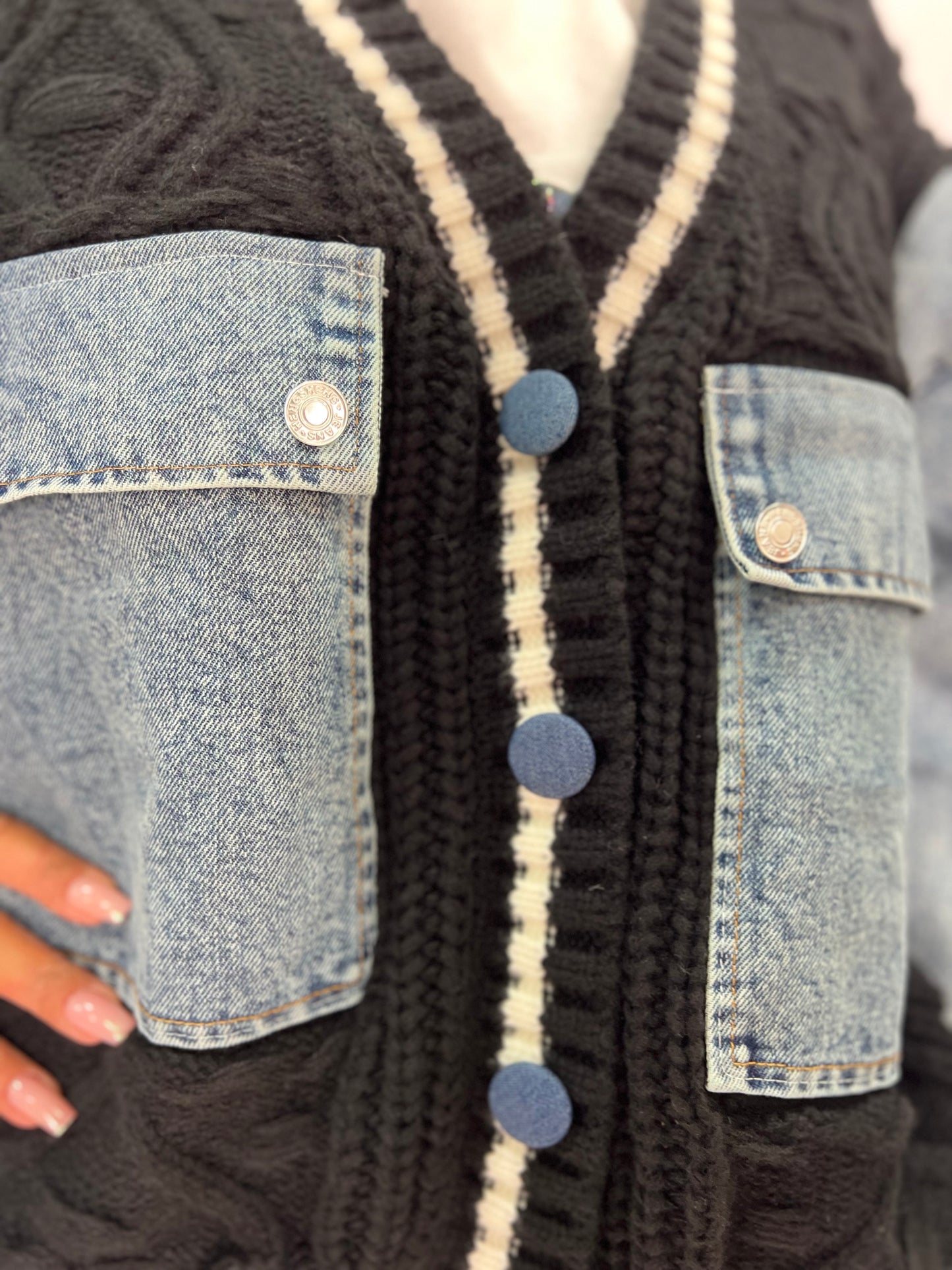 Cardigan donna in lanettina e denim nero con dettagli bianchi – giubbino casual taglia unica XL