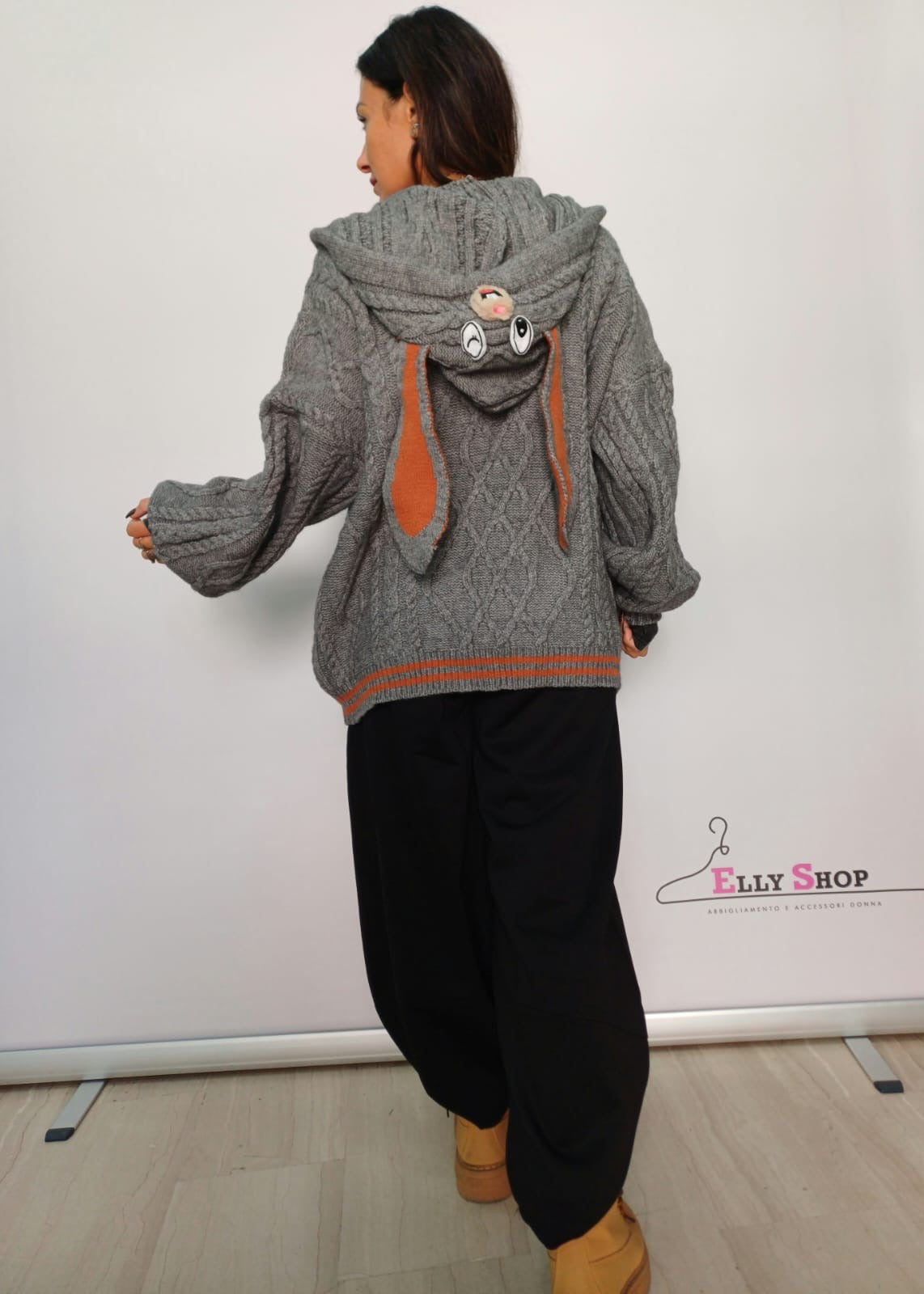 Cardigan donna cappuccio con dettagli peluche