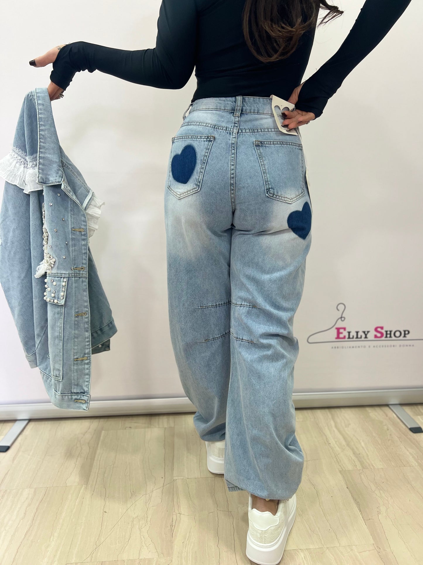 Jeans donna con cuori a vita alta