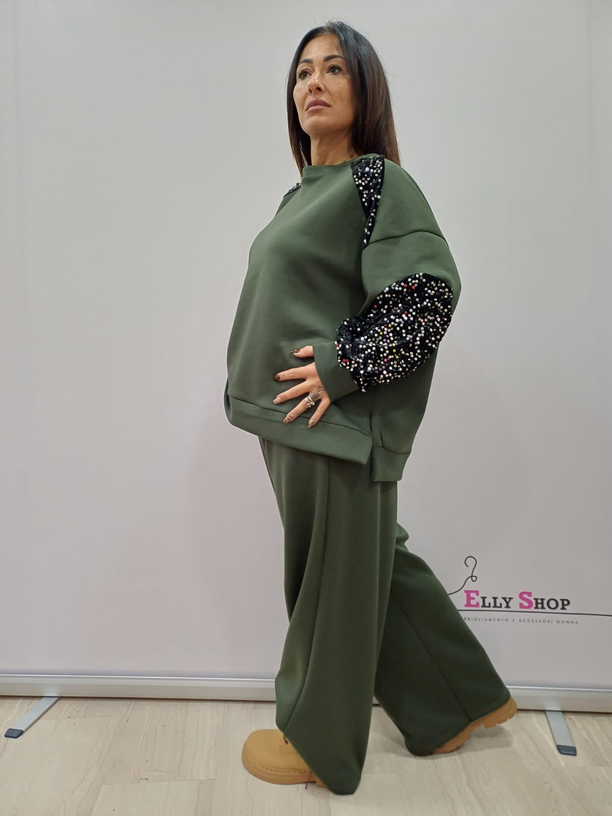 Completo curvy donna con maniche in paillettes
