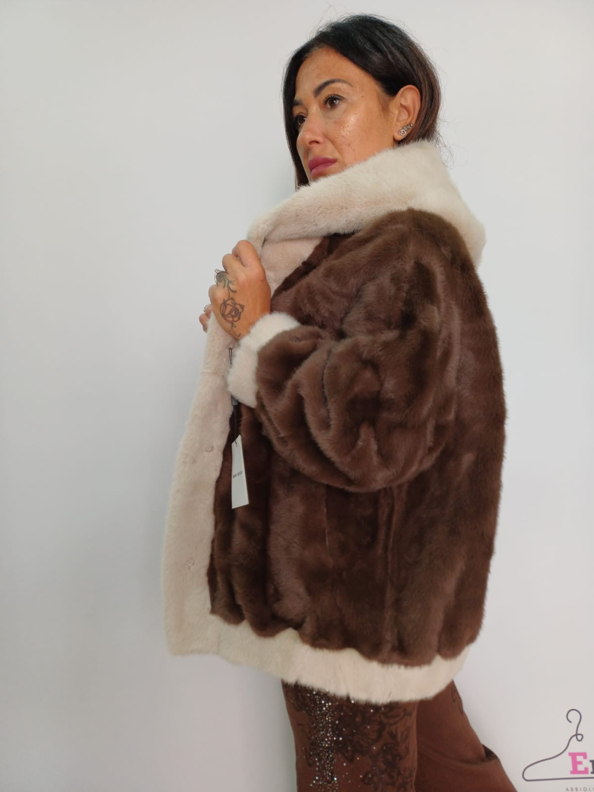 Giaccone donna eco-pelliccia bicolore con cappuccio