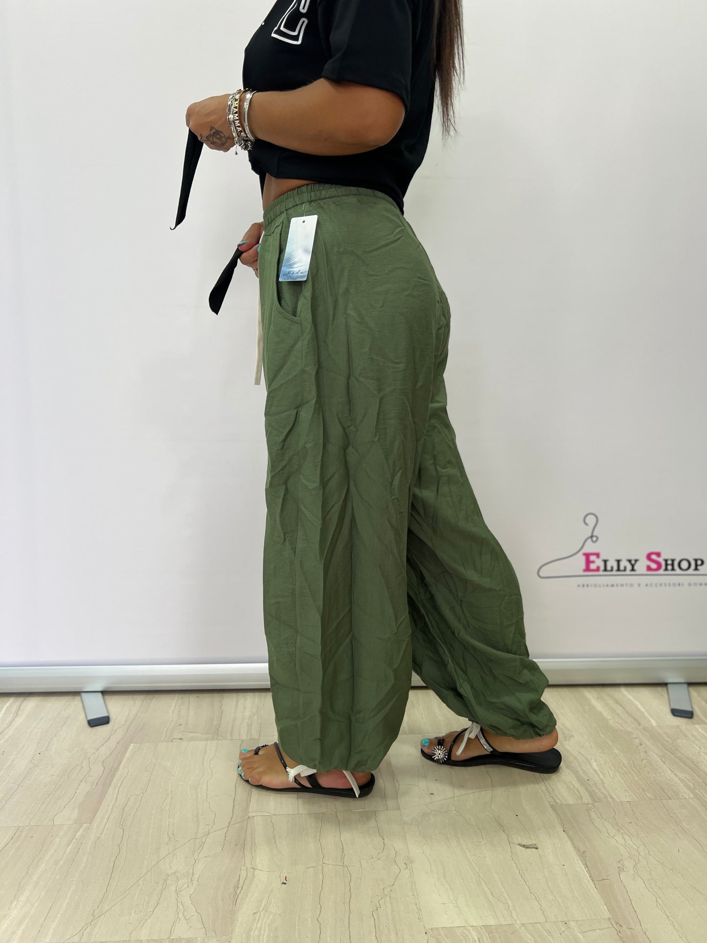 Pantaloni donna ampi estivi con coulisse – Taglia unica 40–46, vari colori