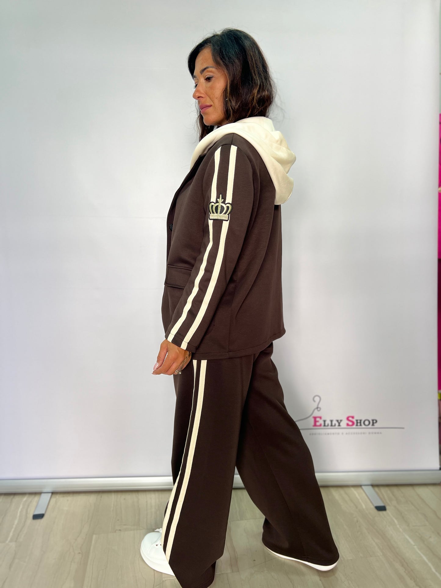 Completo tailleur queen vari colori