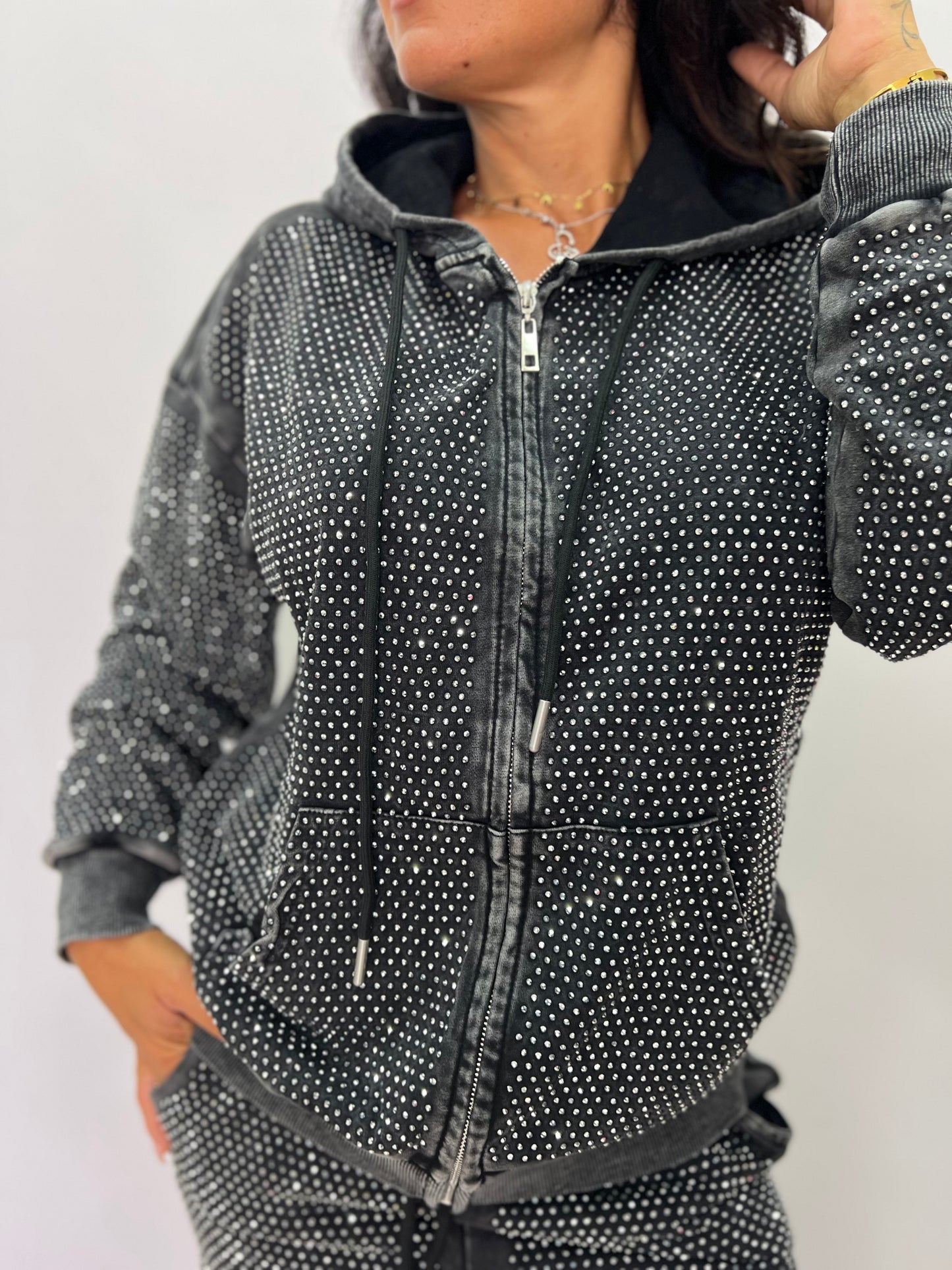 Completo tuta in jeans e brillantini