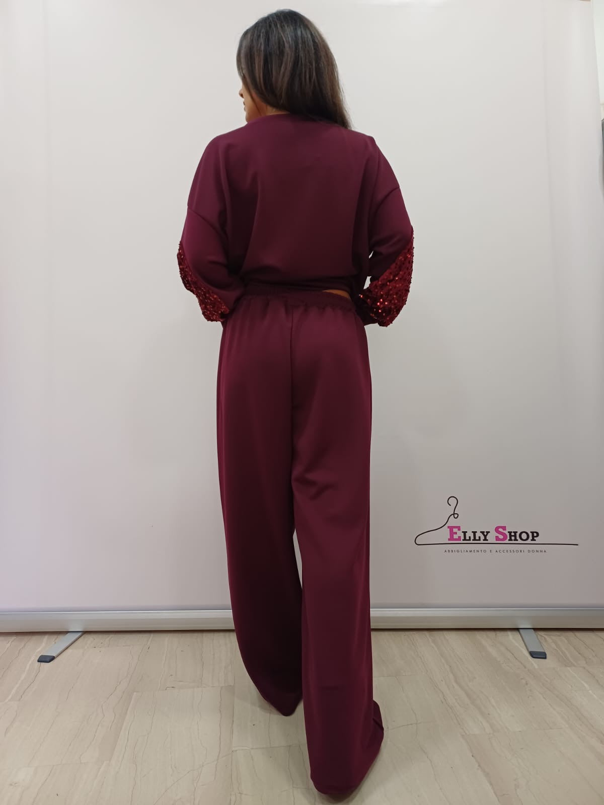 Completo curvy donna con maniche in paillettes