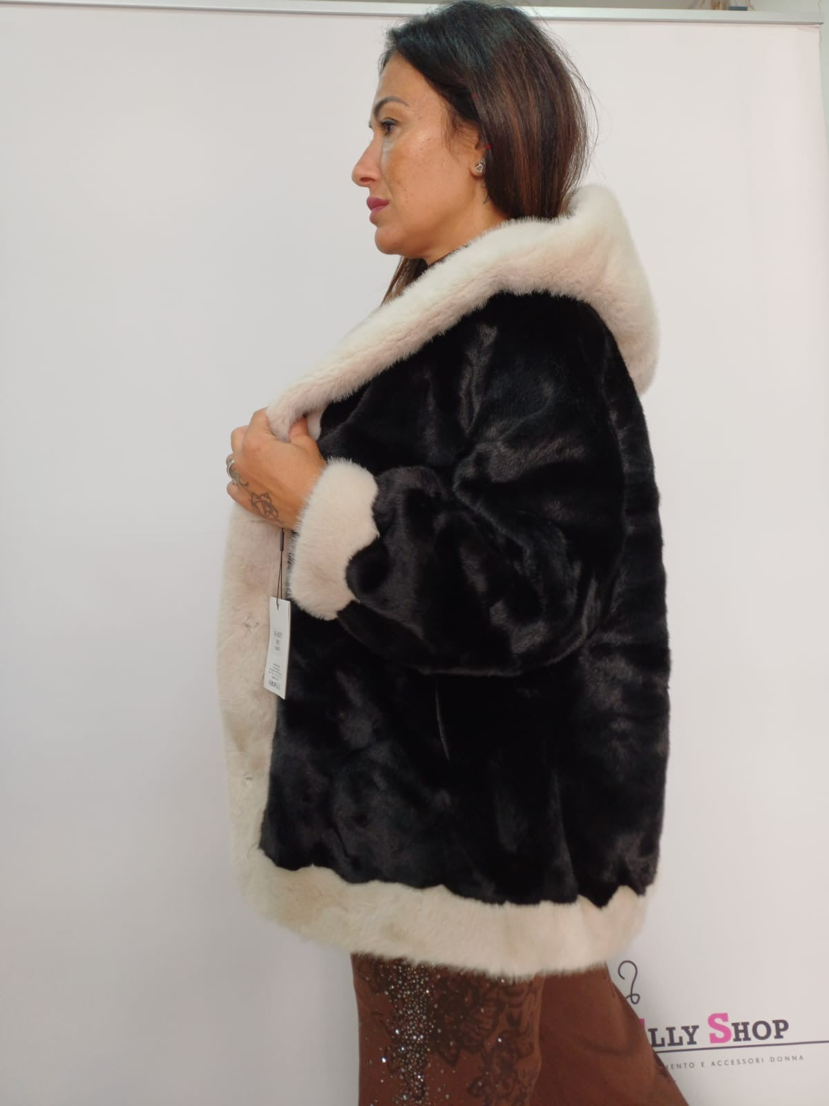Giaccone donna eco-pelliccia bicolore con cappuccio