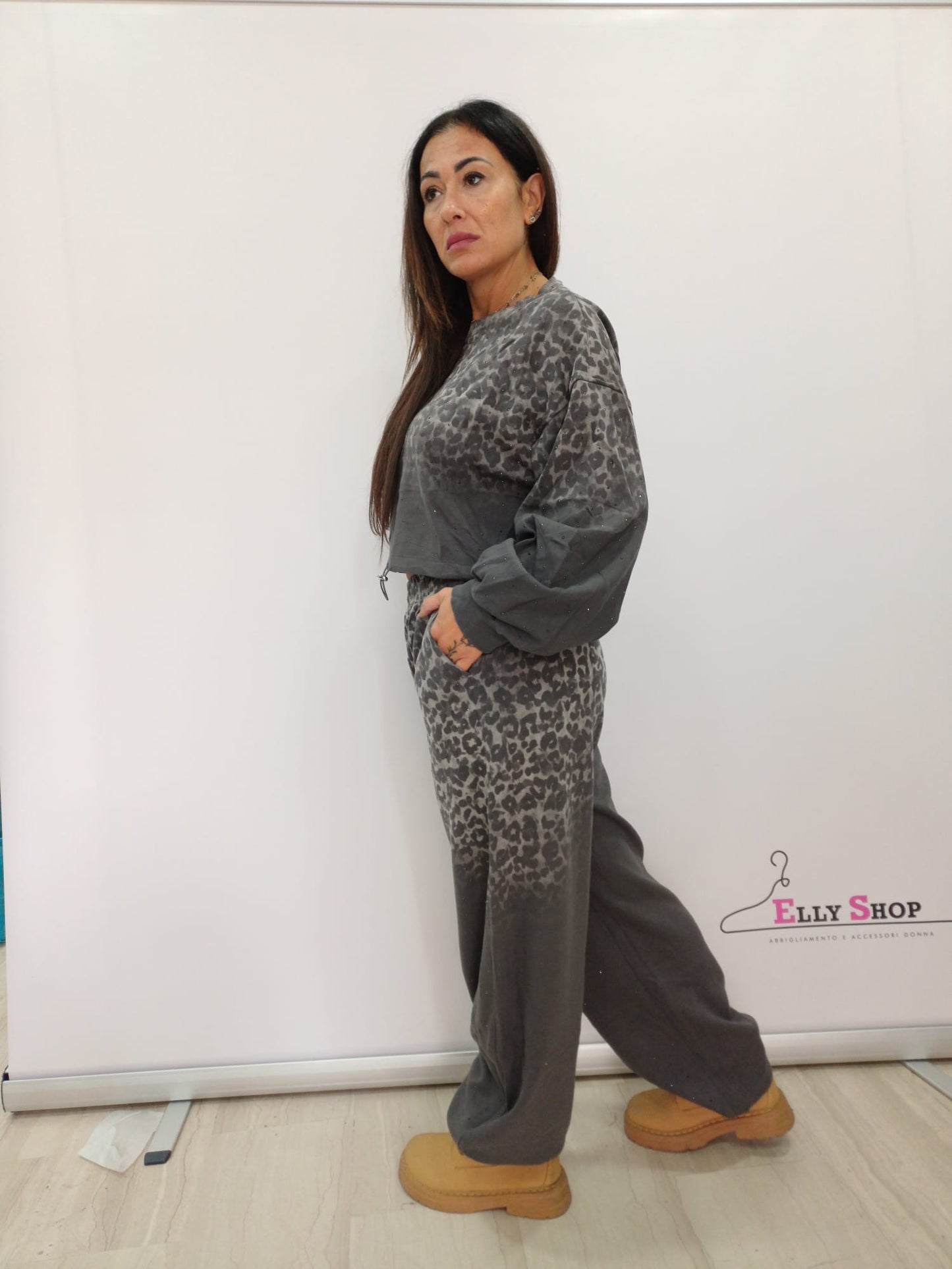 Completo donna maculato grigio e nero