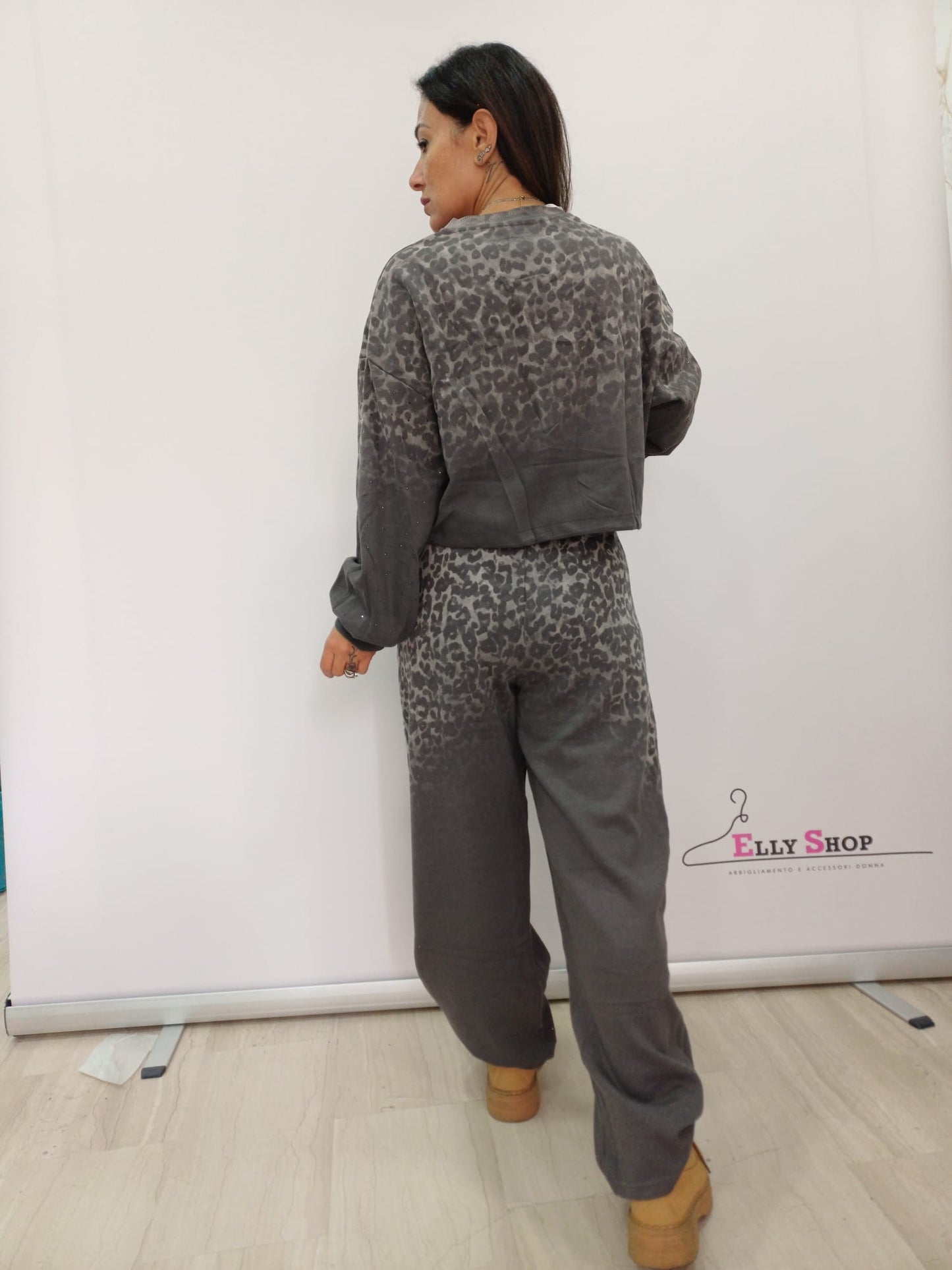 Completo donna maculato grigio e nero