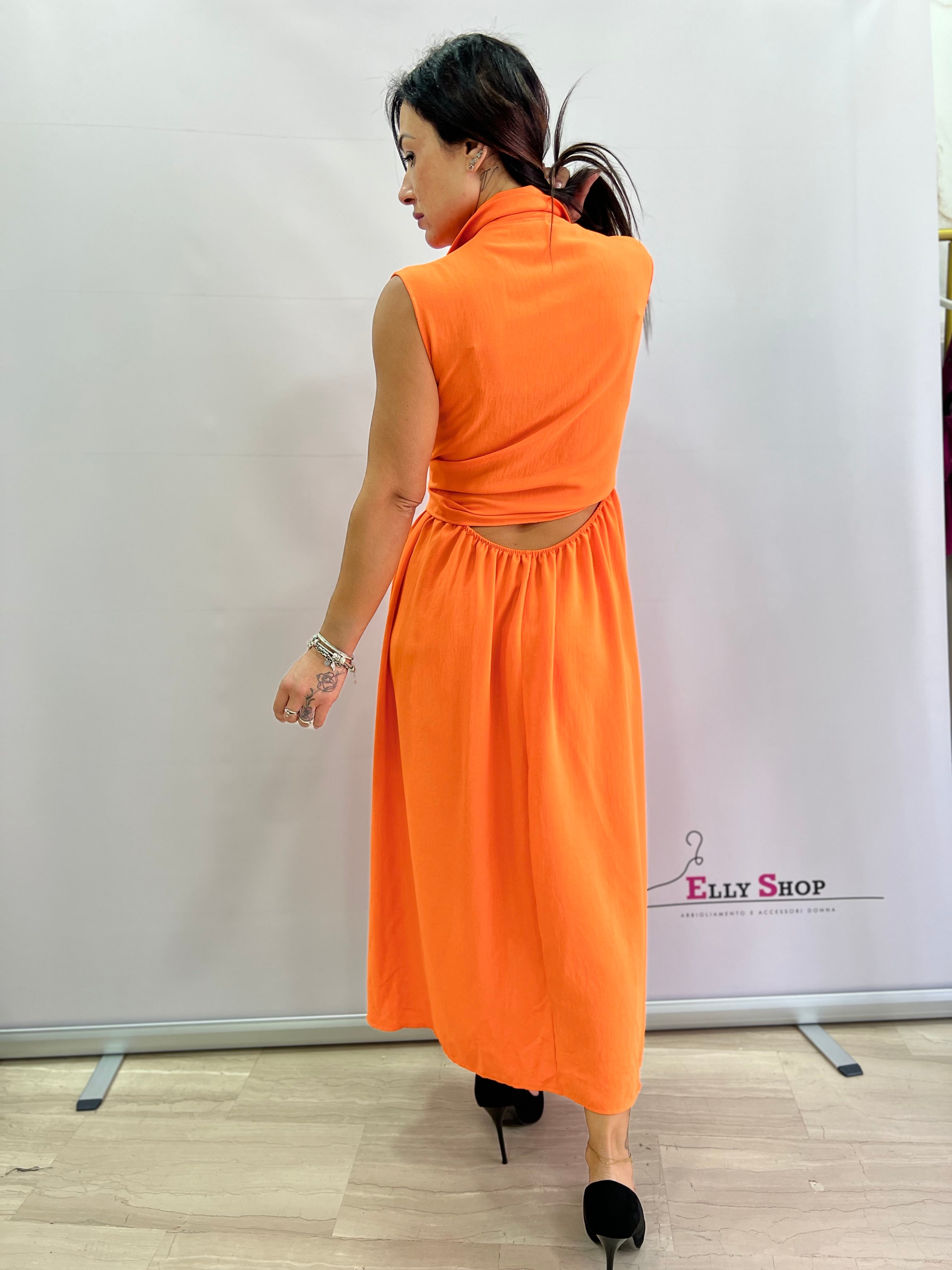 Abito lungo curvy donna smanicato con cintura – nero, verde militare o arancio