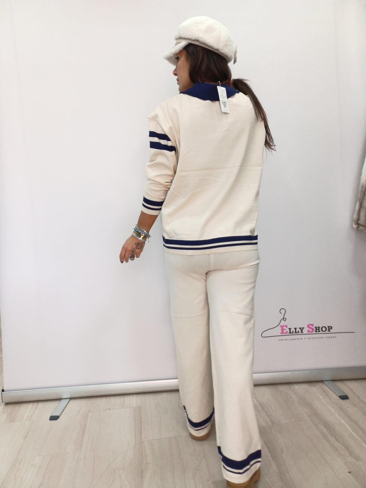 Completo donna casual con scritte