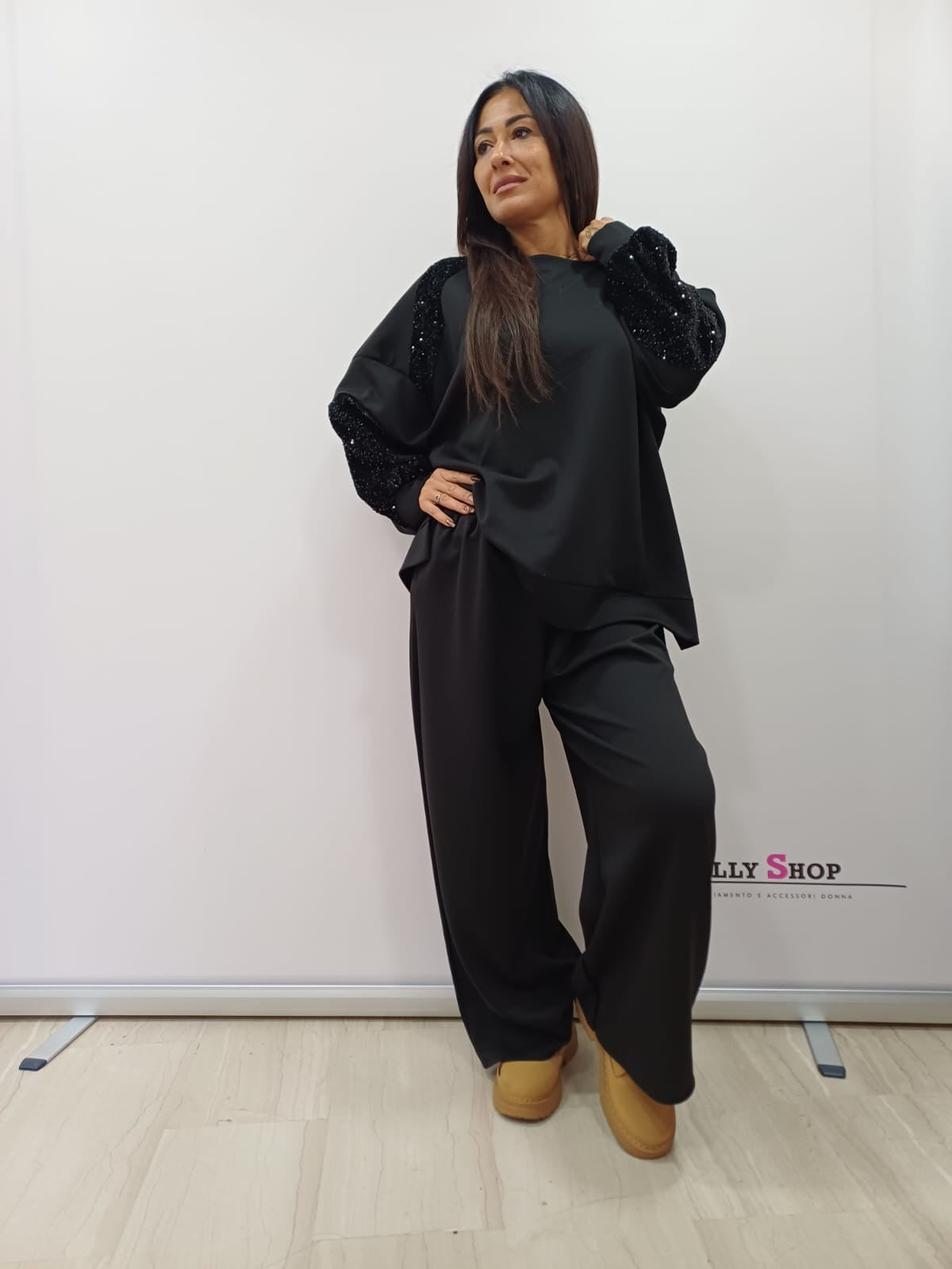 Completo curvy donna con maniche in paillettes