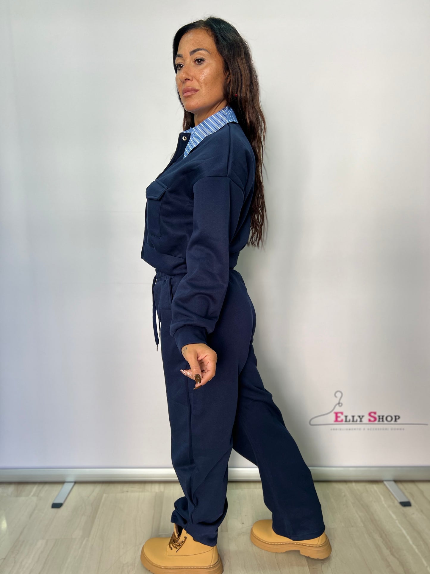 Completo donna con colletto a righe