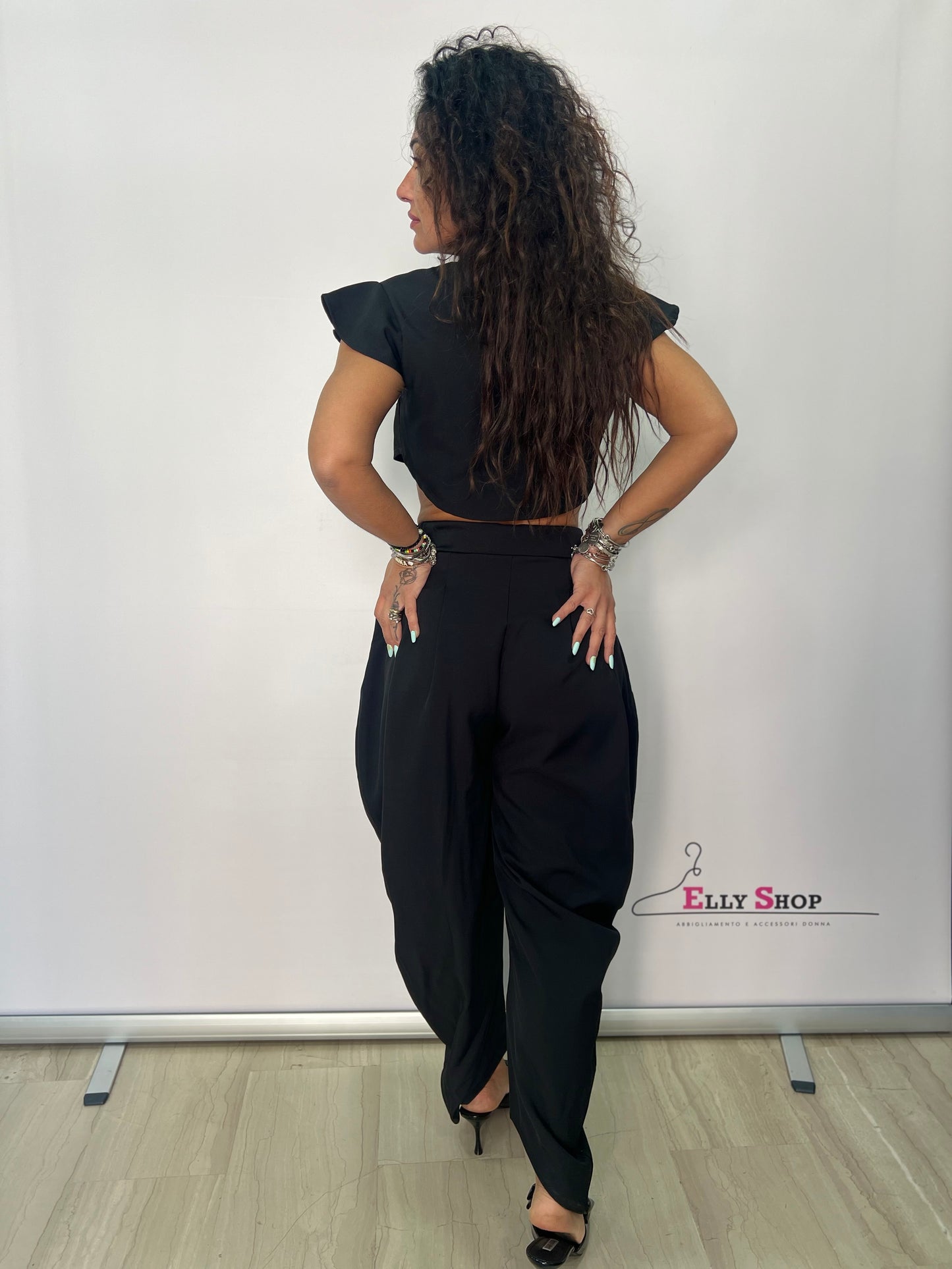 Completo donna crop top e pantalone elegante