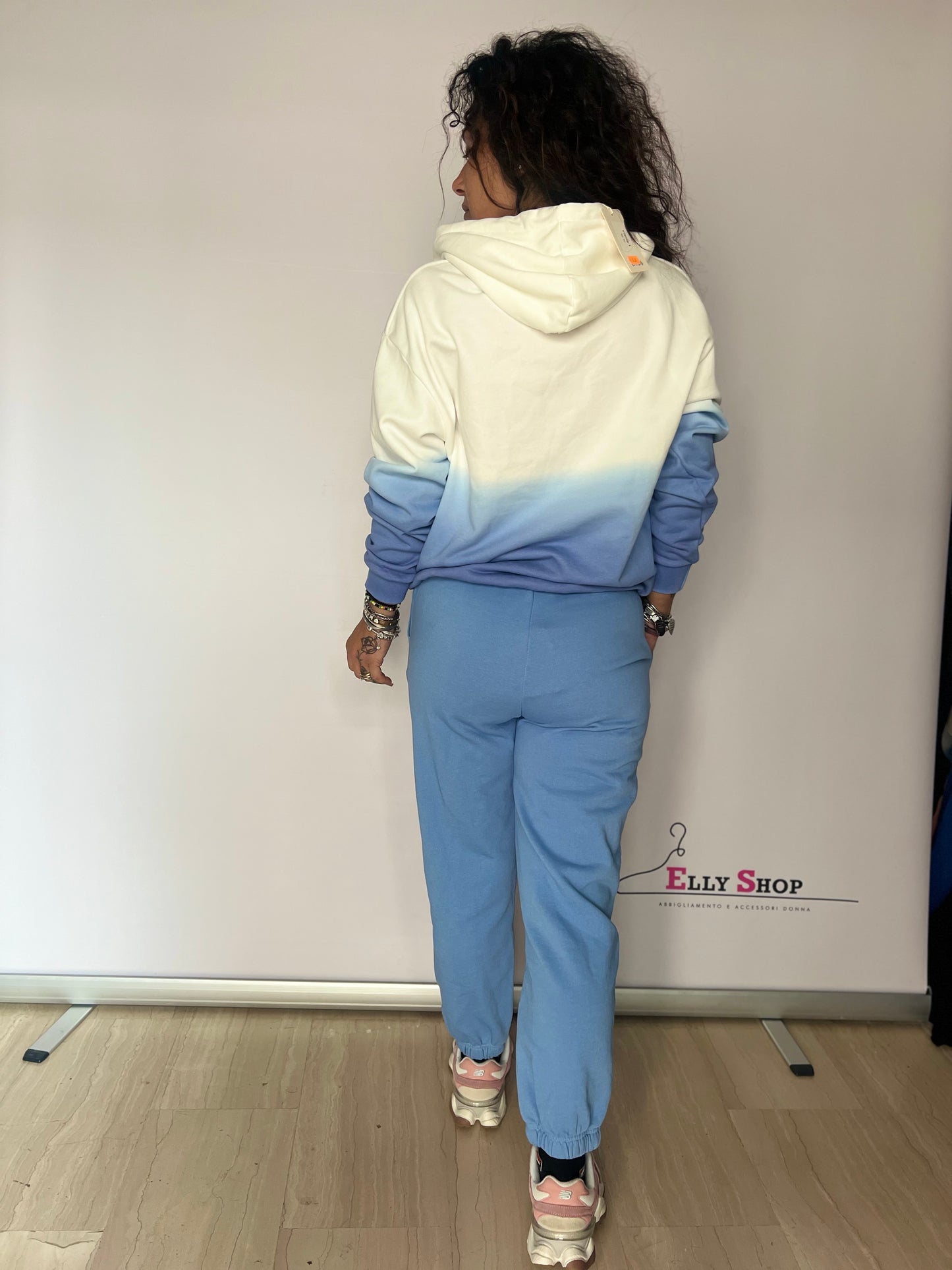 Completo tuta donna degradé con cappuccio