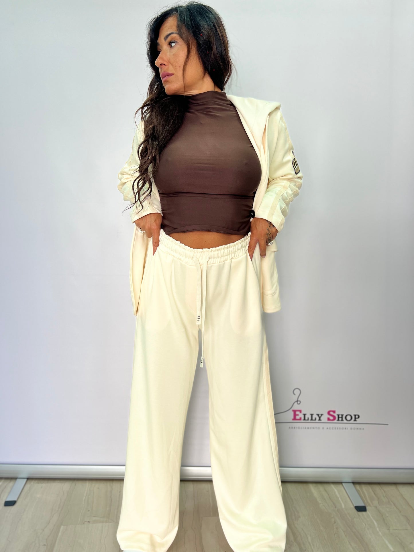 Completo tailleur queen vari colori