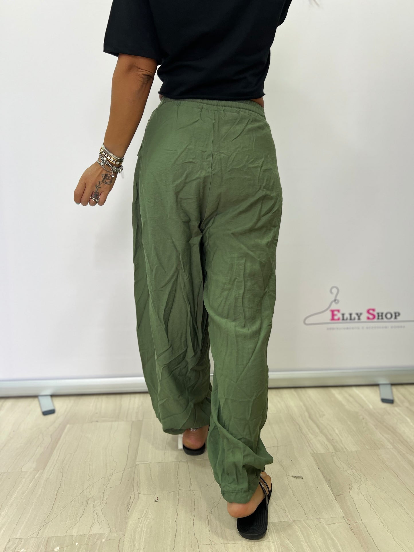 Pantaloni donna ampi estivi con coulisse – Taglia unica 40–46, vari colori
