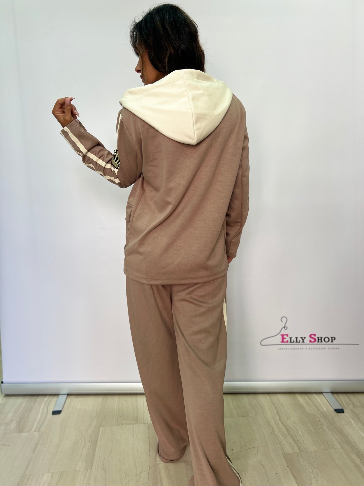 Completo tailleur queen vari colori