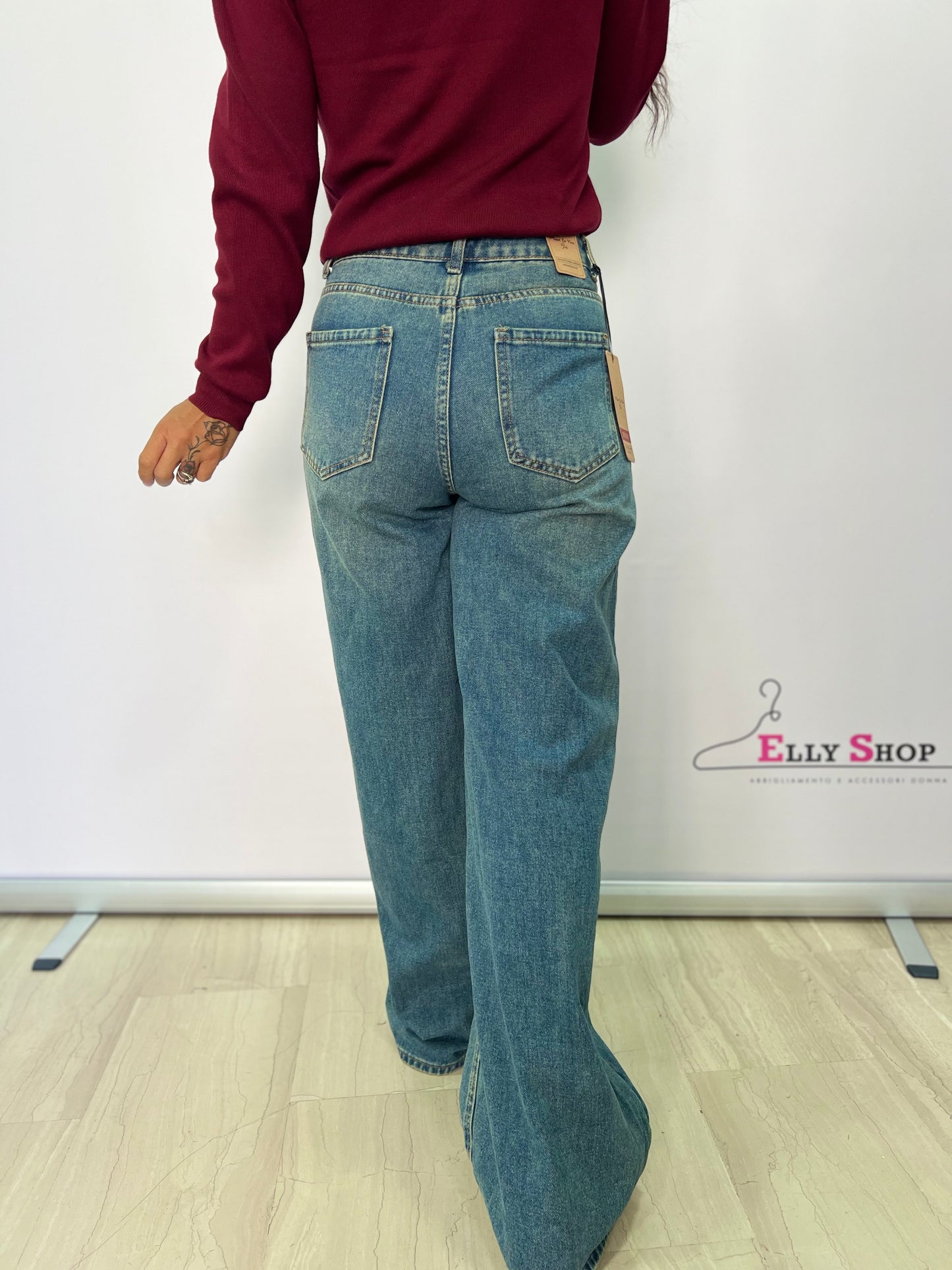 Jeans donna doppio bottone taglio trasversale