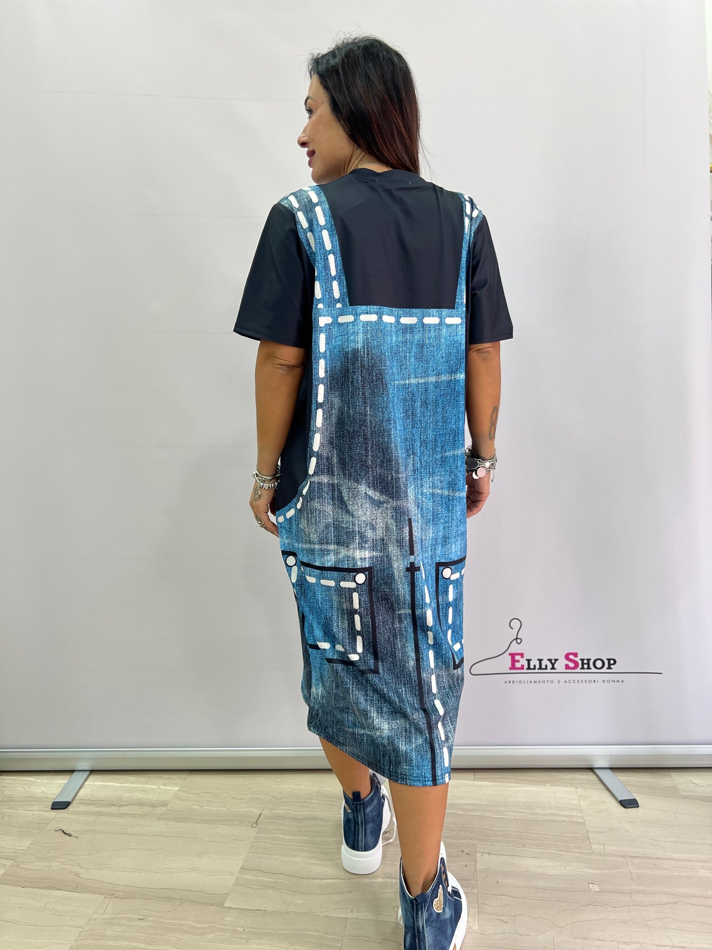 Abito lungo donna con stampa salopette e grafica – taglia unica fino a XXL