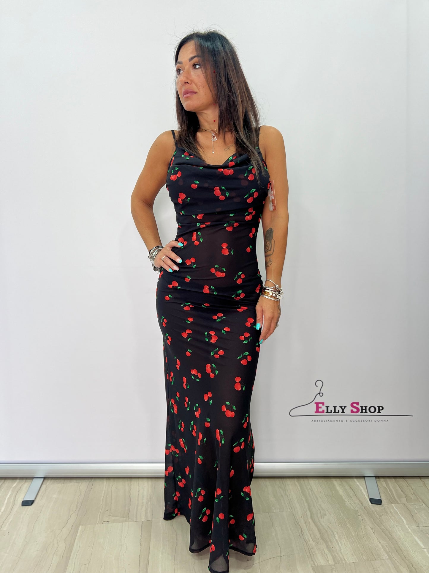 Abito lungo estivo donna con scollo morbido – disponibile in varie fantasie