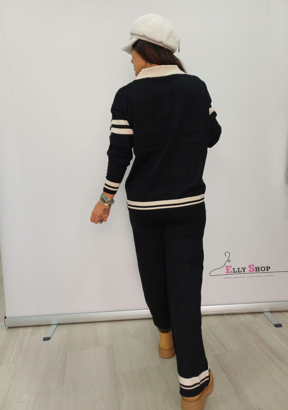 Completo donna casual con scritte