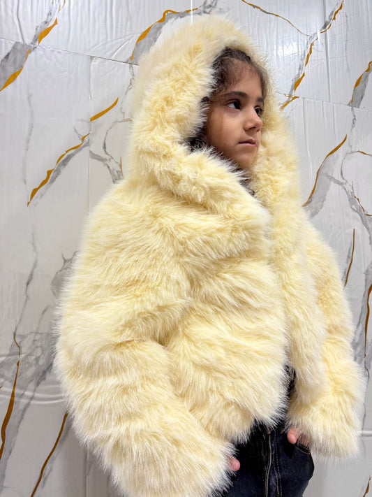 Pelliccia ecologica bambina con cappuccio— giubbino inverno elegante