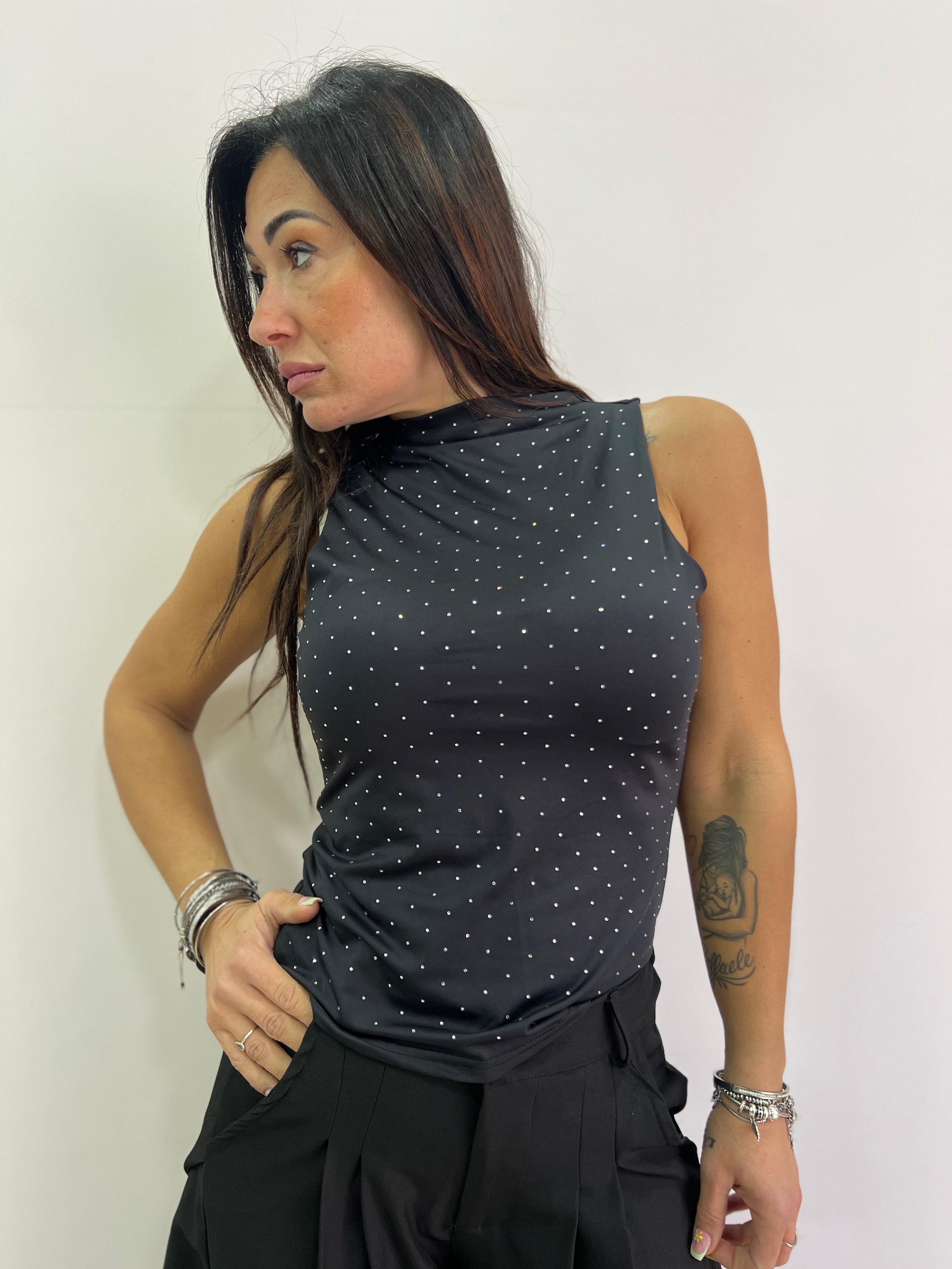 Top smanicato donna con brillantini – elegante e disponibile in bianco o nero