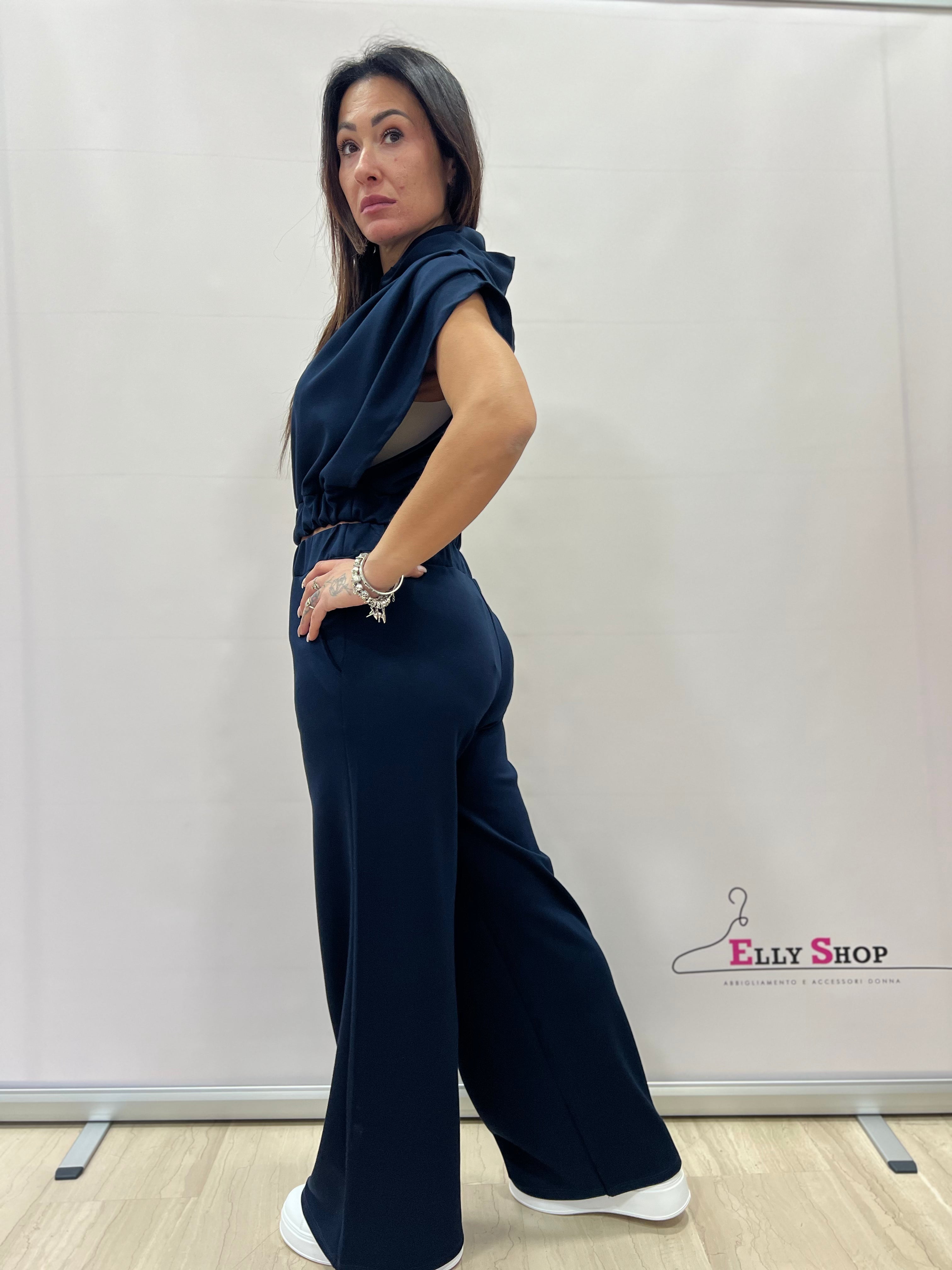 Completo Donna Casual Estivo con Cappuccio, Pantaloni Larghi - Disponibile in Più Colori