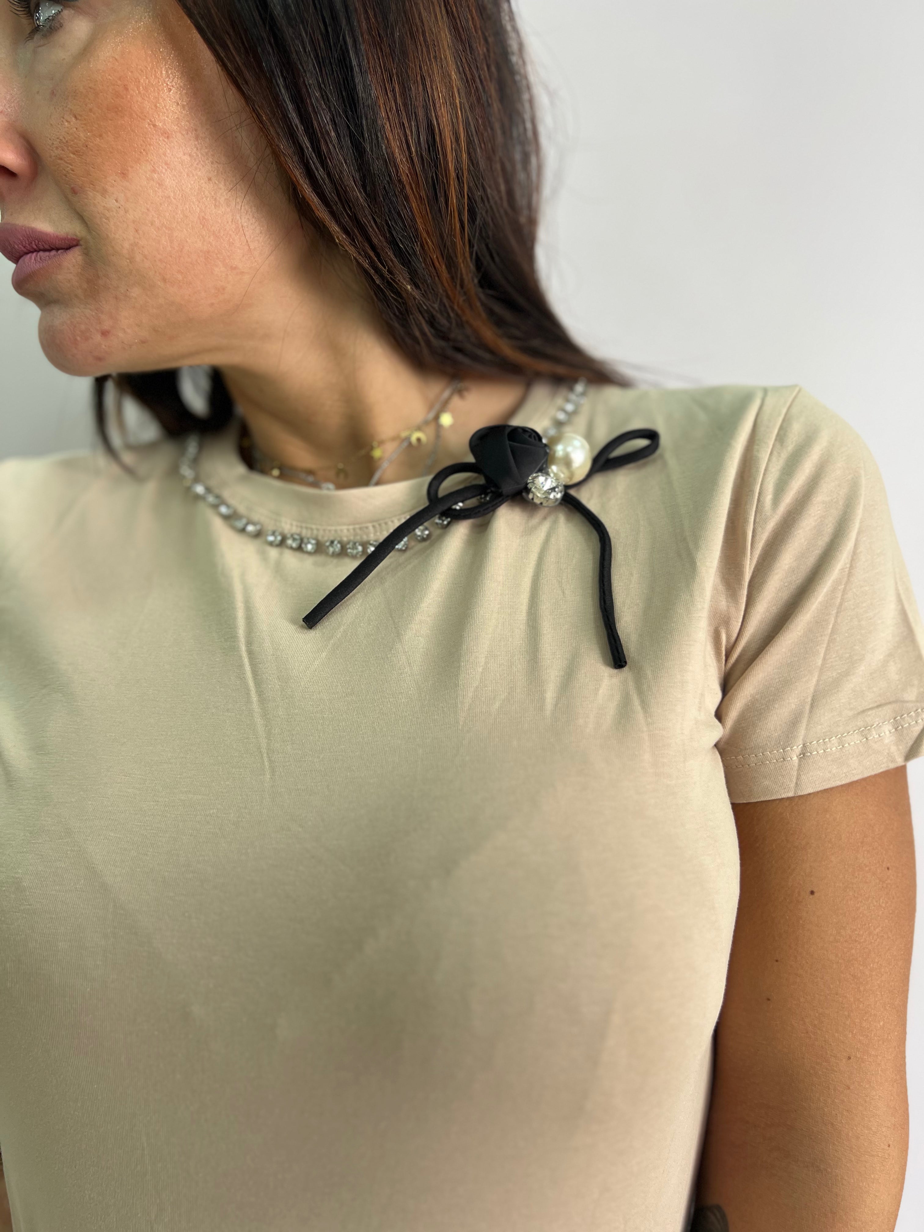 T-shirt donna con strass e perla – elegante e comoda taglie SM/LXL
