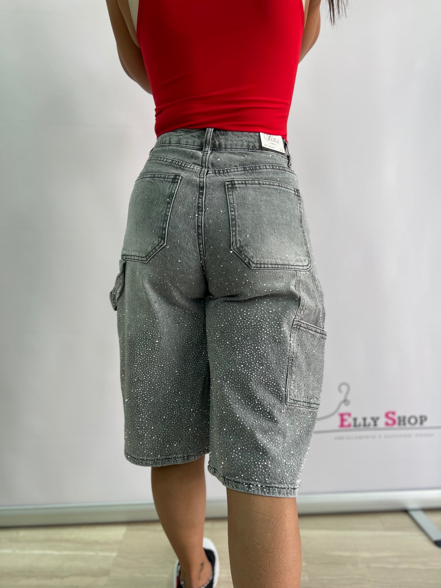 Pantaloncini Bermuda In Denim Grigio Con Strass