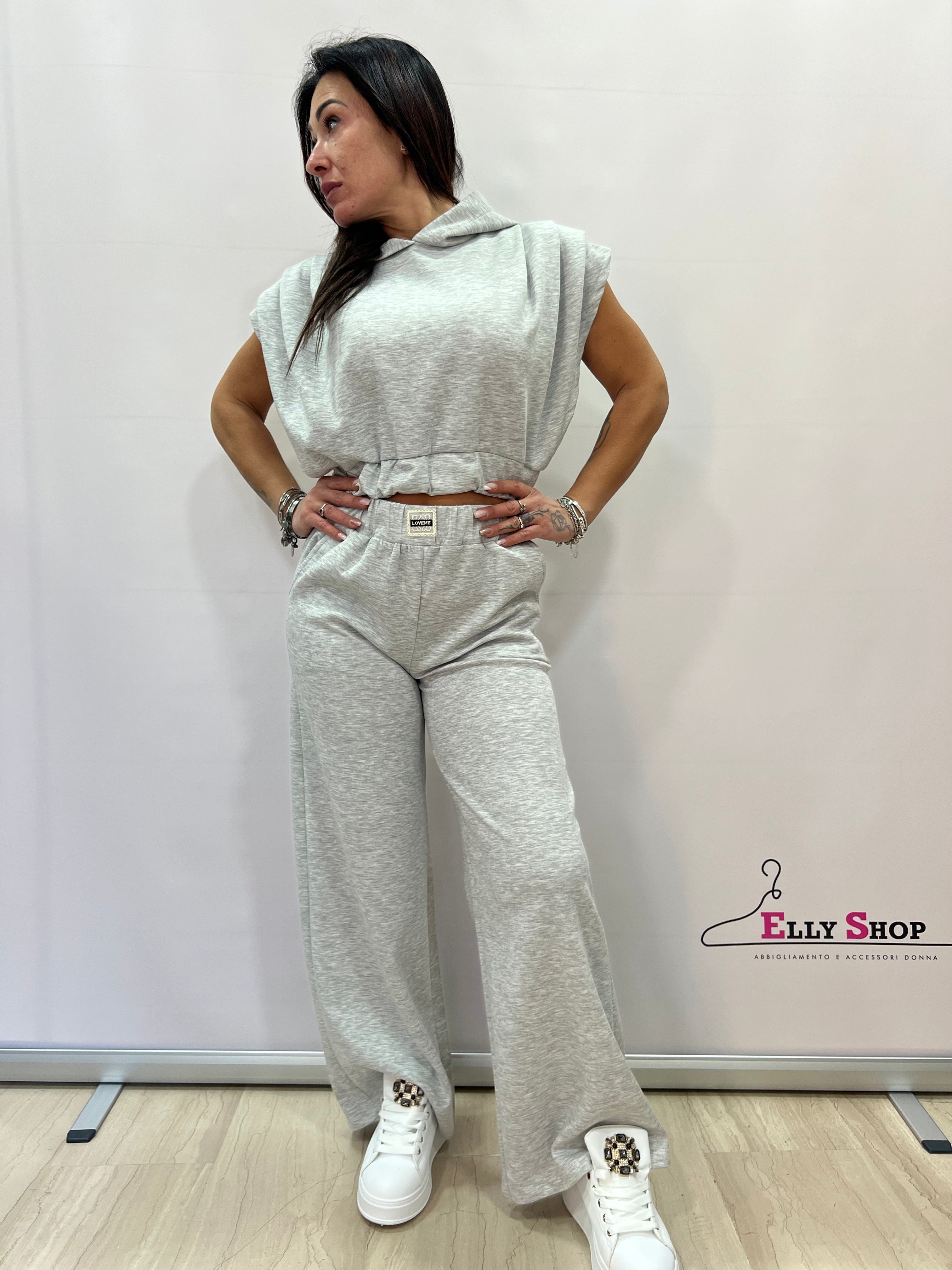 Completo Donna Casual Estivo con Cappuccio, Pantaloni Larghi - Disponibile in Più Colori