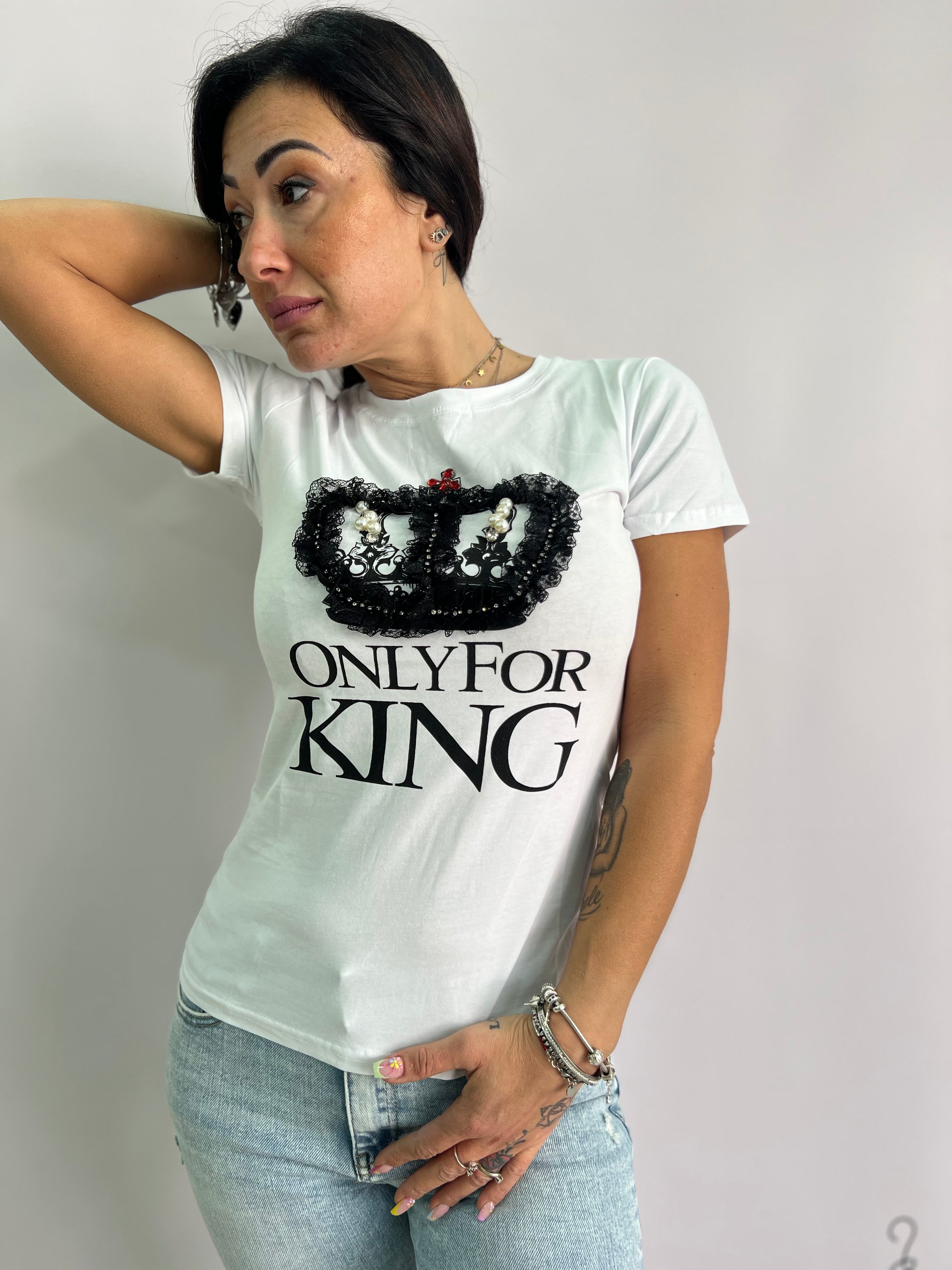 T-shirt donna "ONLY FOR KING" con corona gioiello – disponibile in bianco e nero