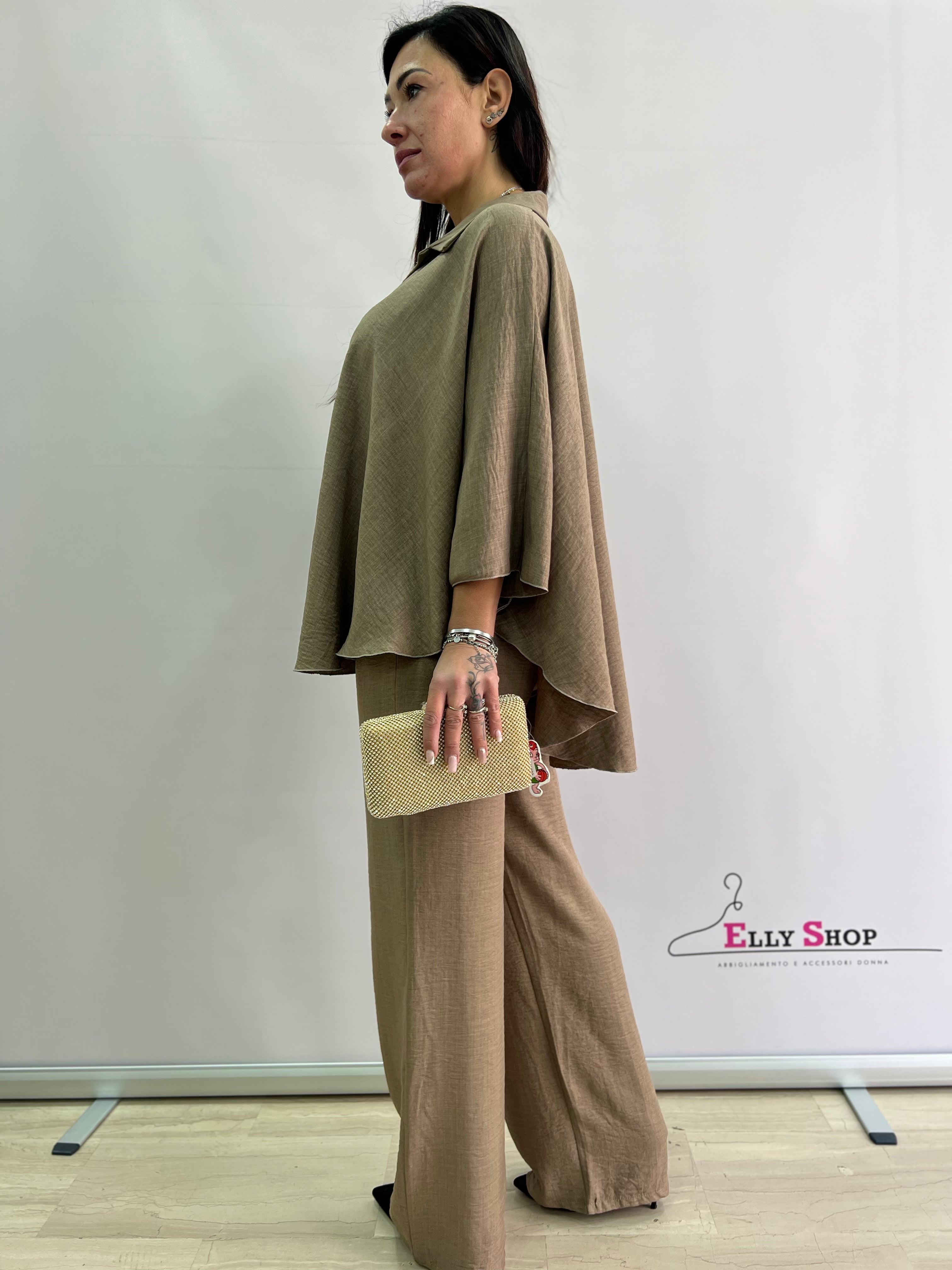 Completo Estivo Donna in Lino con Blusa Ampia e Pantaloni Palazzo