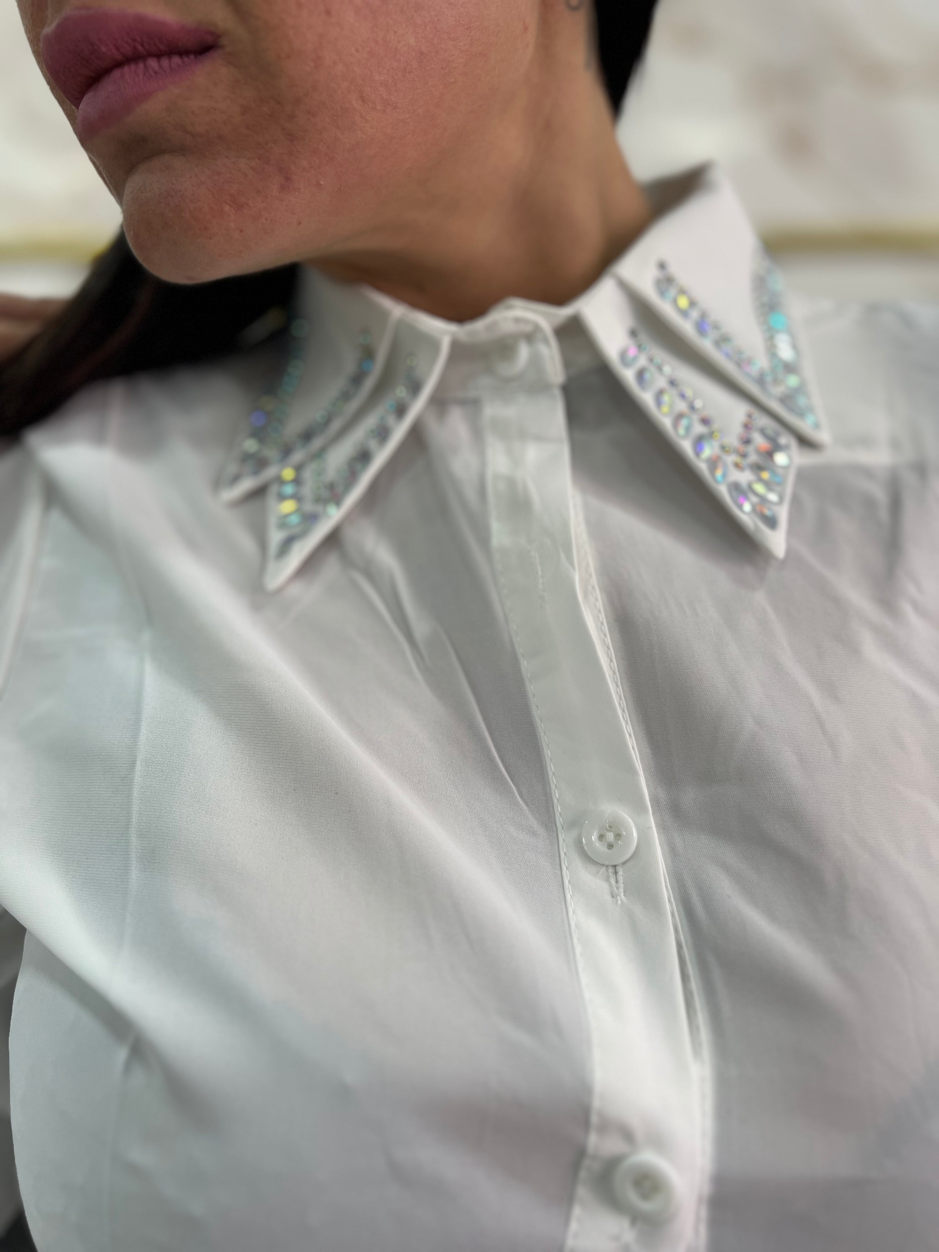Camicia con doppio colletto swarovski