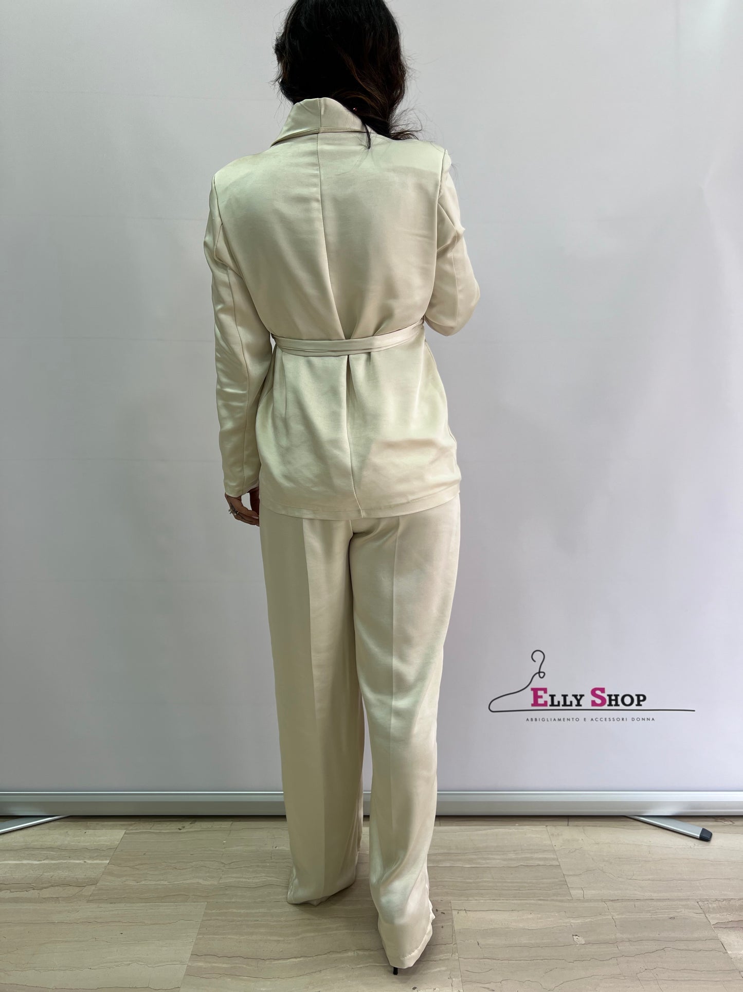 Completo Kimono Elegante Donna, Velluto Crema, con Opzioni Arancio e Blu Elettrico