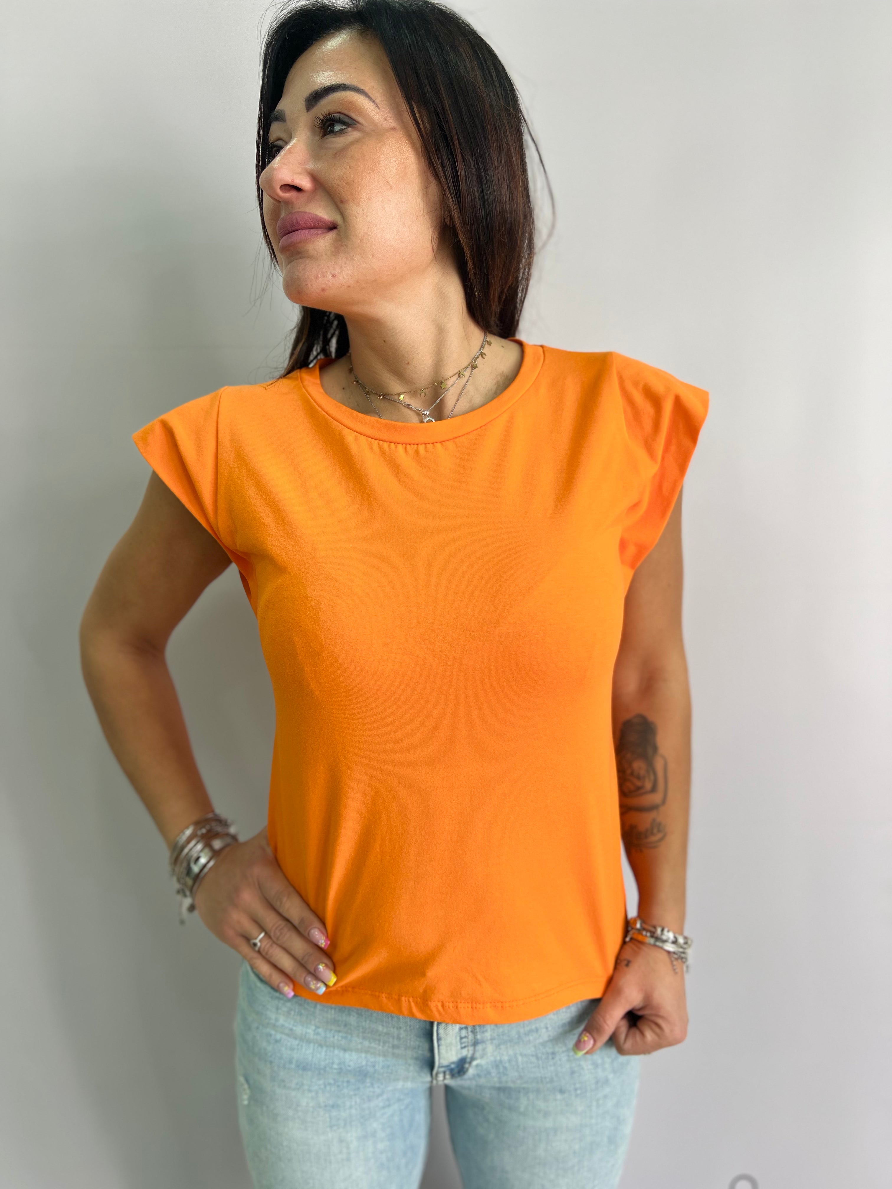 T-shirt donna con spalline imbottite – disponibile in nero, arancio, verde e fuxia