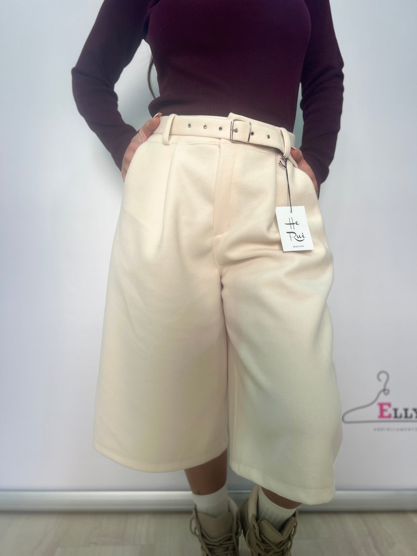 Bermuda donna con cintura elegante