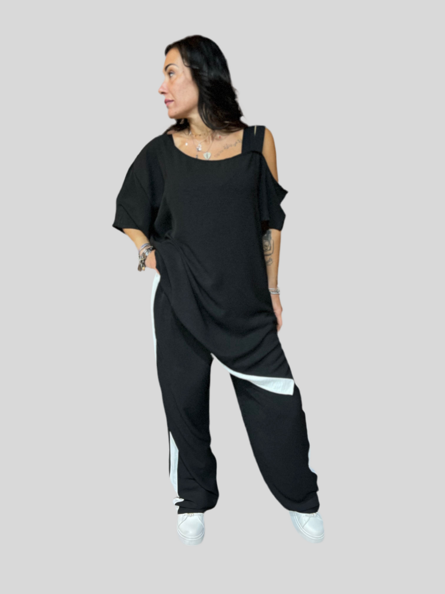 Completo mono spalla curvy
