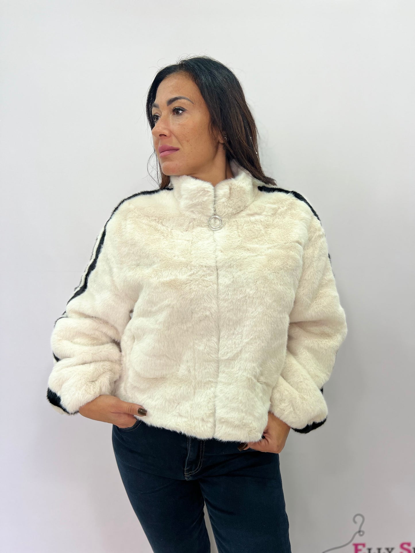 Giacca in ecopelliccia donna con bande laterali