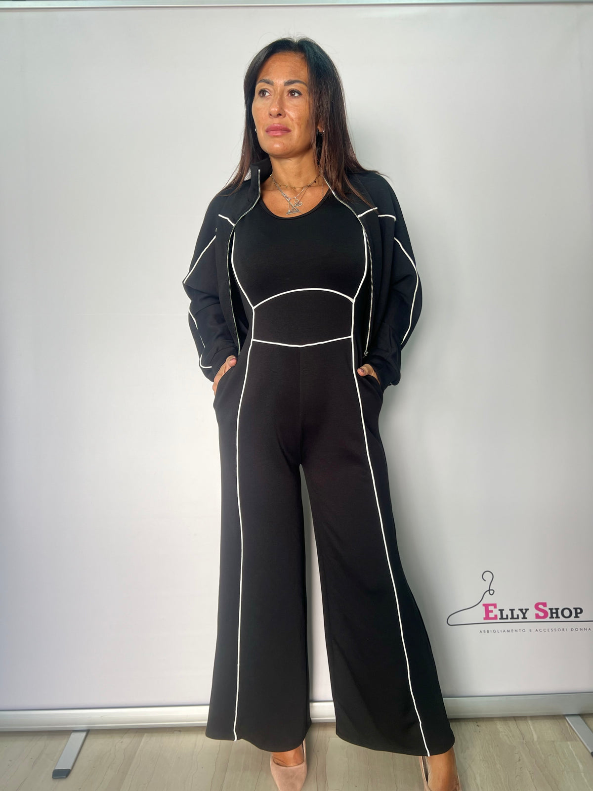 Tuta Intera Donna Nicole con Giacchetta Inclusa e Pantalone Palazzo