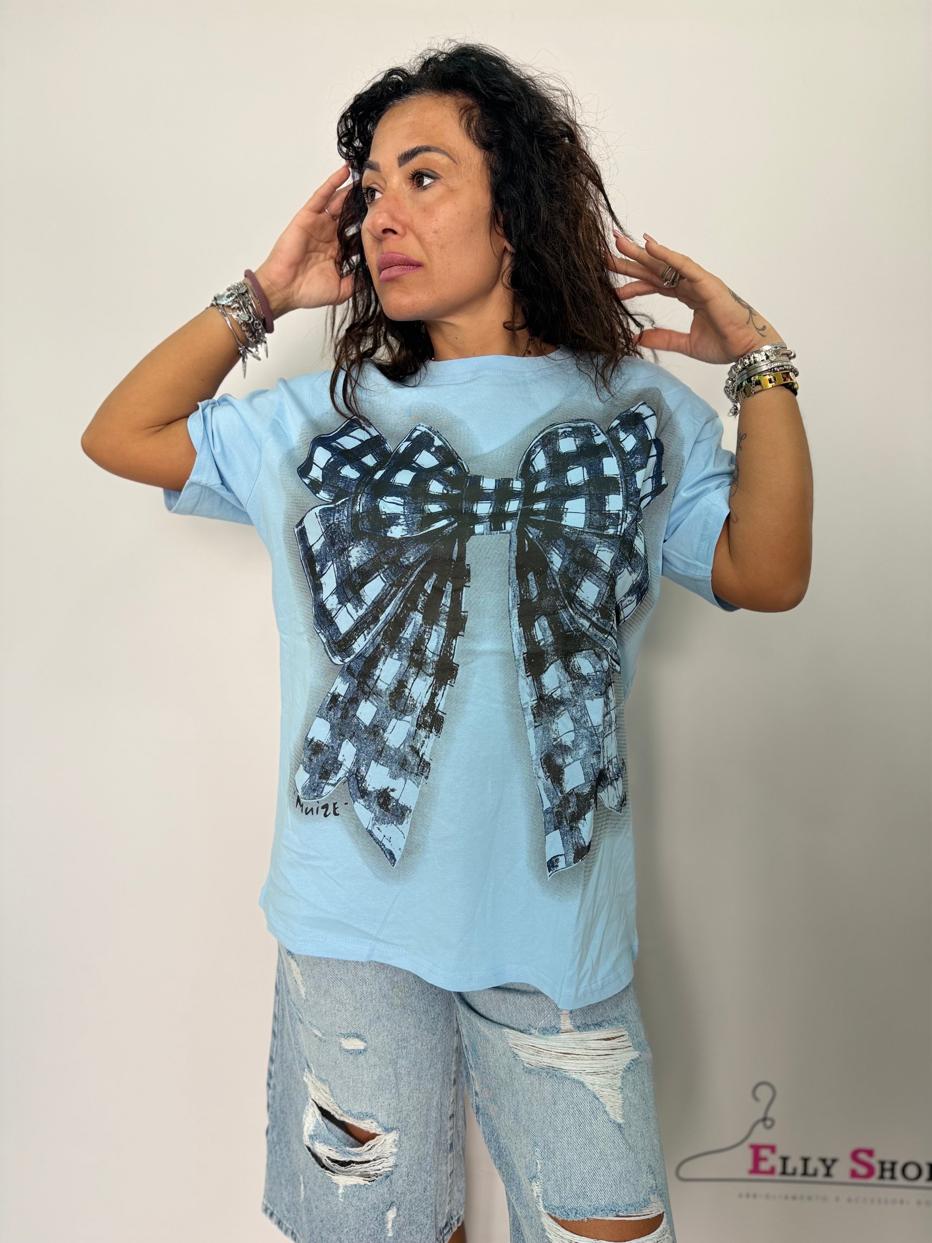 T-shirt donna con stampa fiocco oversize
