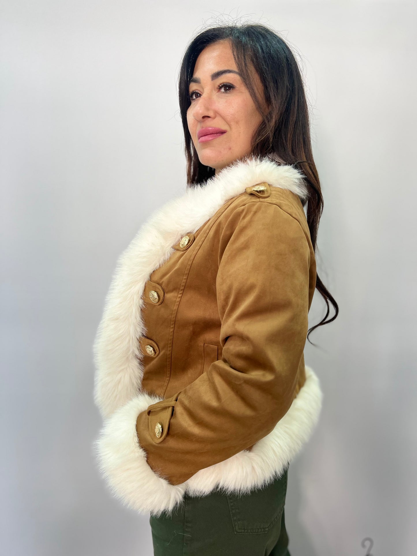 Giacca corta donna con eco pelliccia elegante