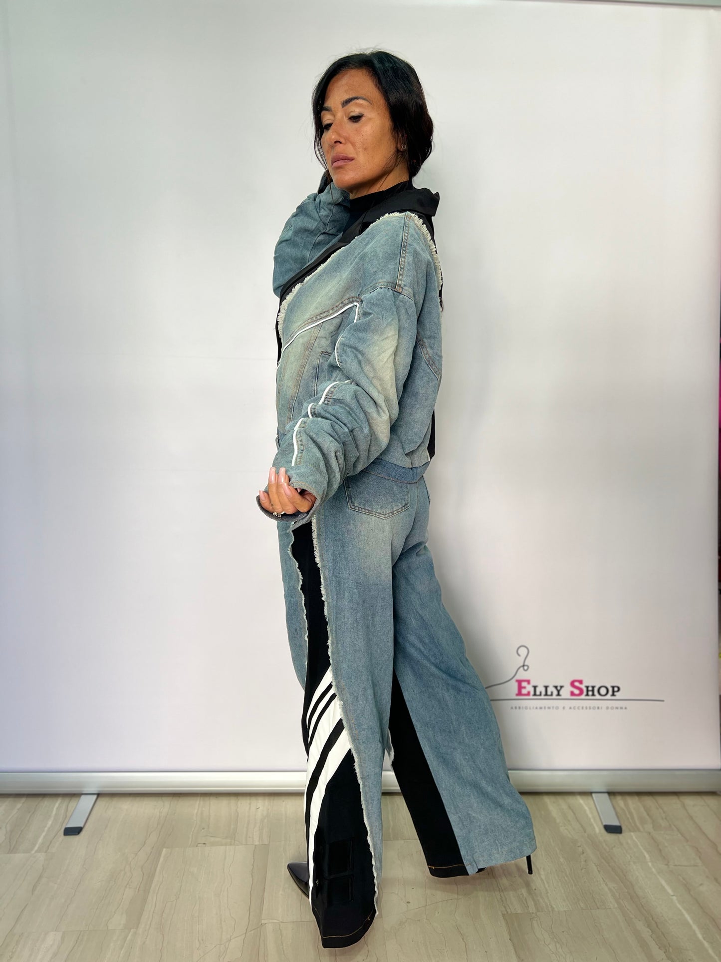 Completo denim e stoffa giacca e pantalone