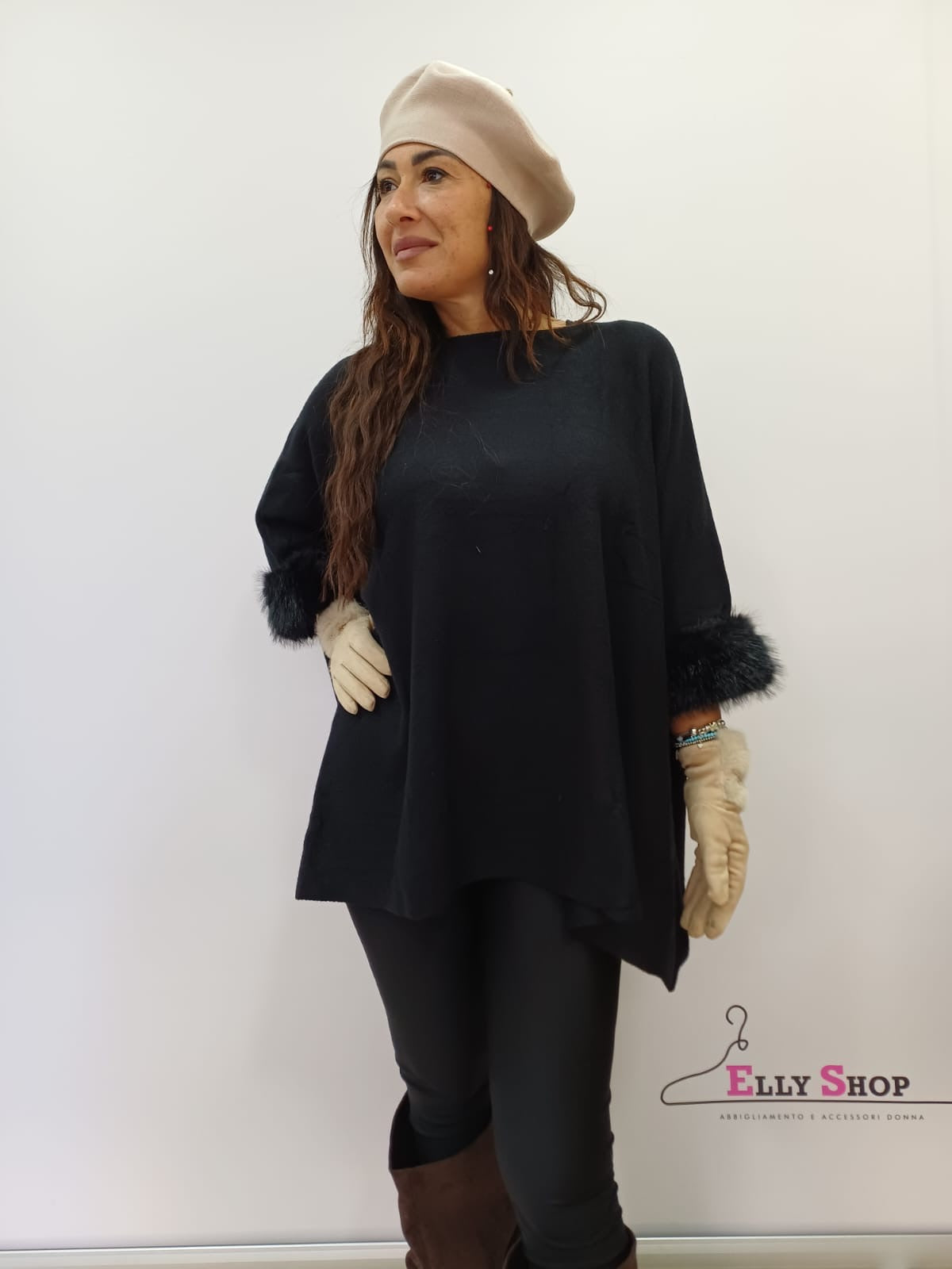 Poncho donna con ecopelliccia elegante