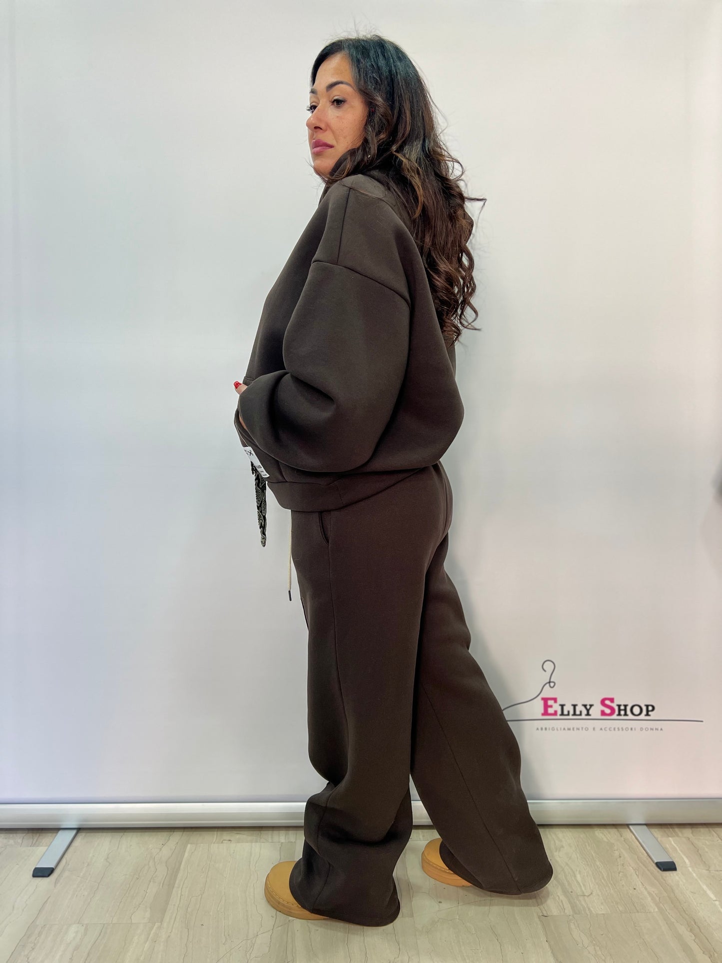 Completo tuta donna curvy con felpa e cappuccio